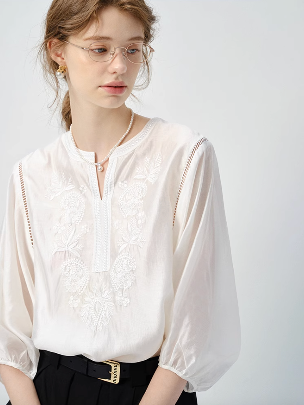 刺繍ブラウス C2846