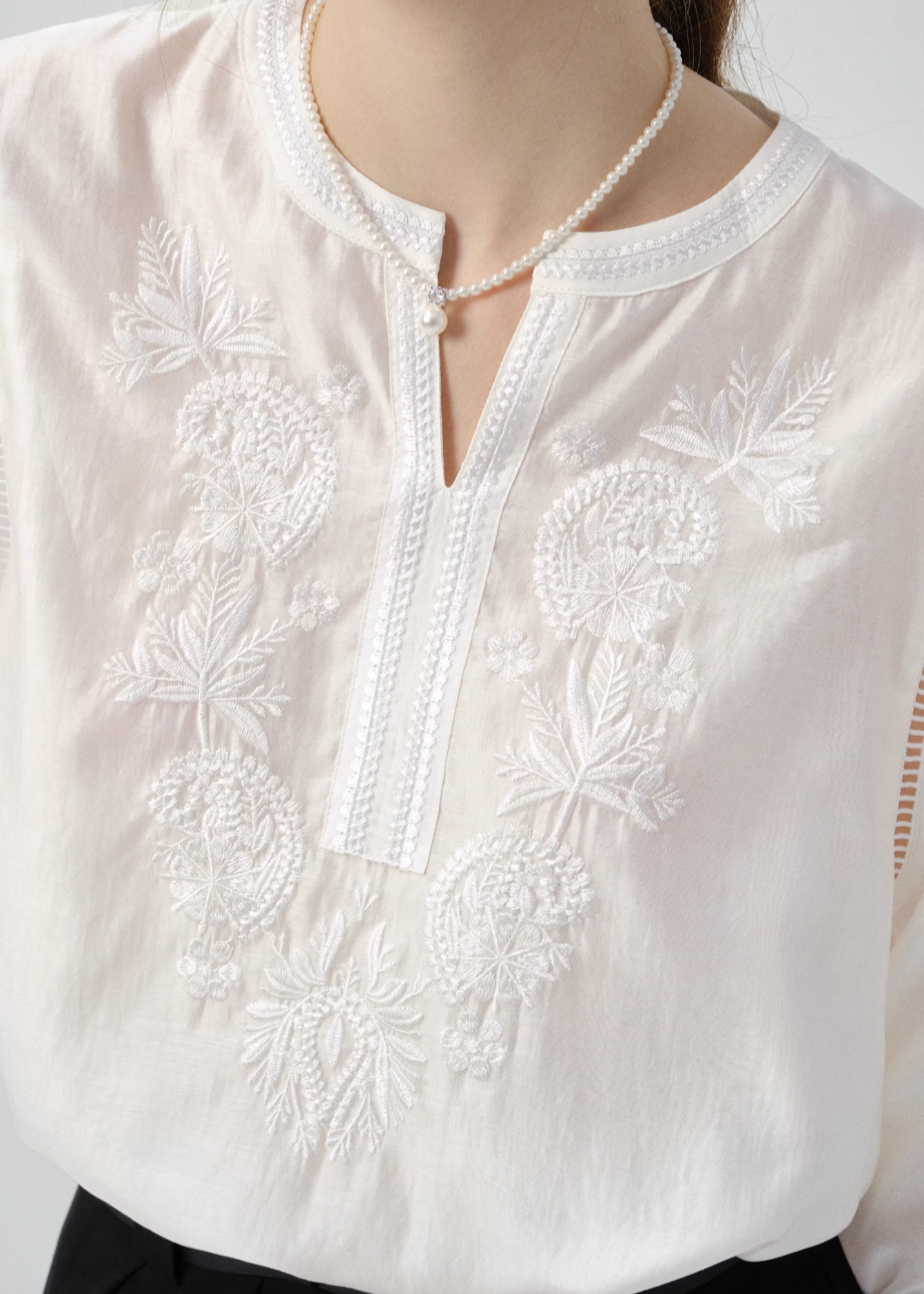 刺繍ブラウス C2846