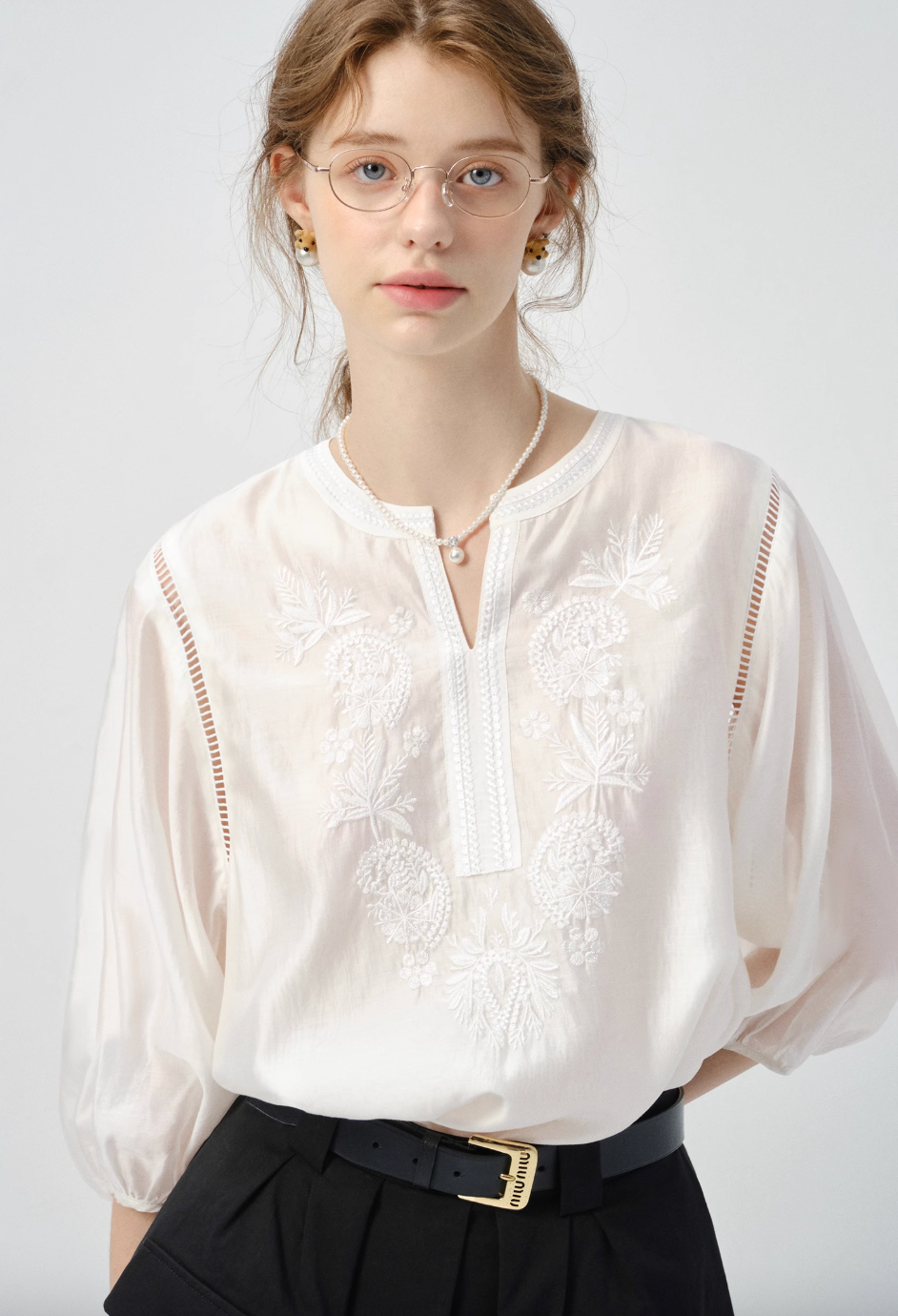 刺繍ブラウス C2846