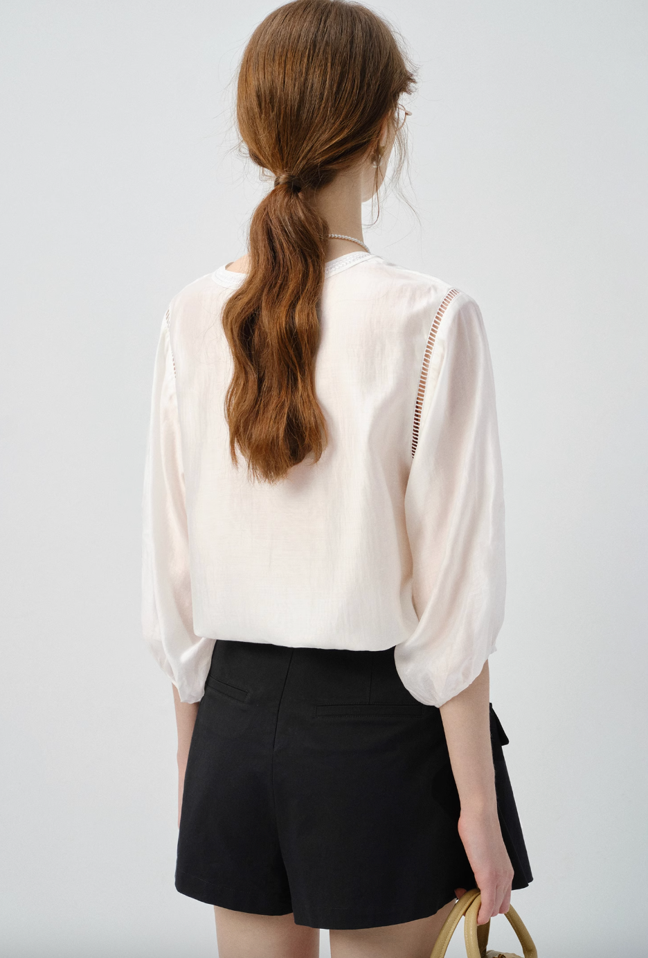 刺繍ブラウス C2846