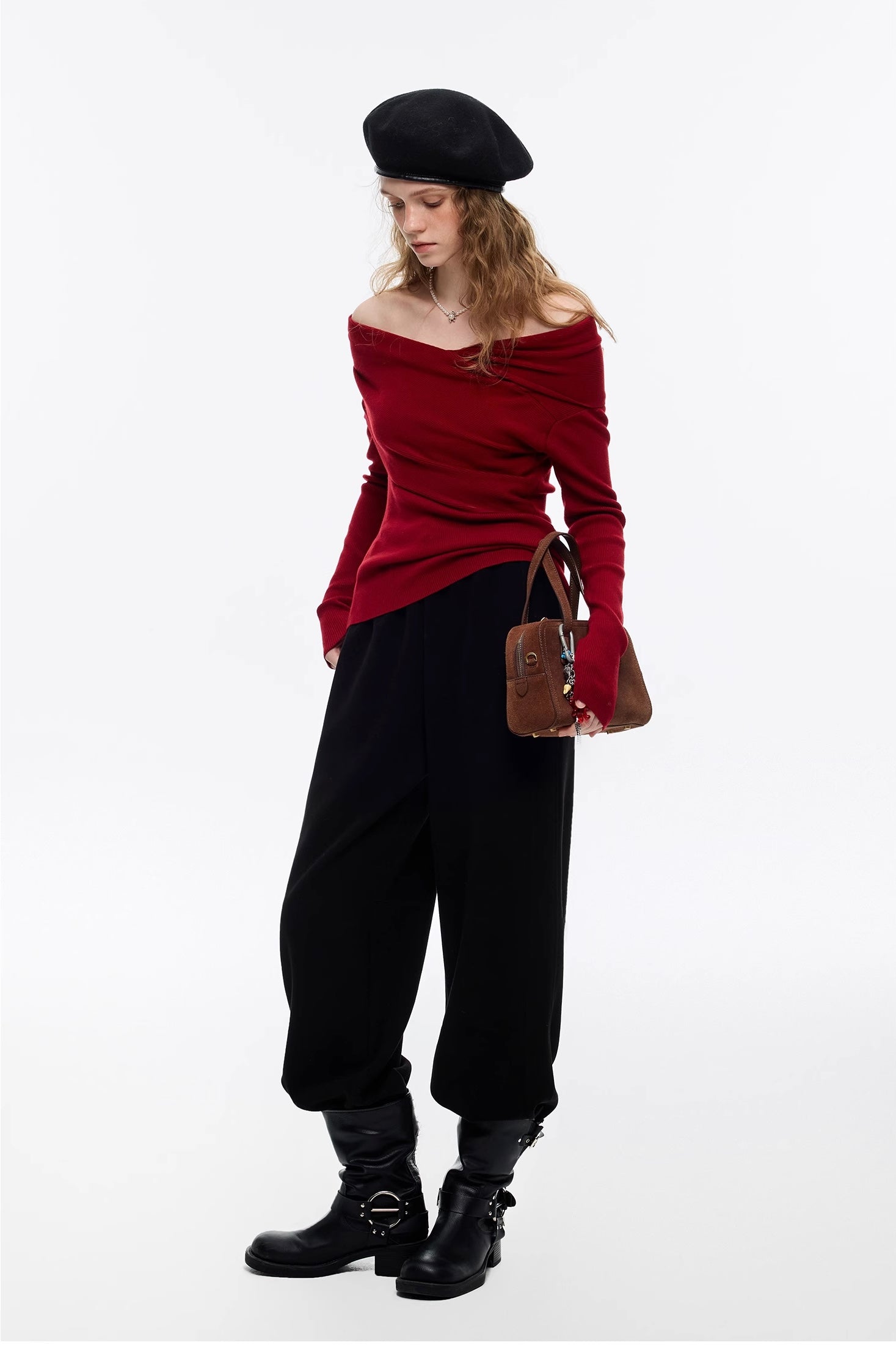 ワンショルダーギャザーウールニット
C3365