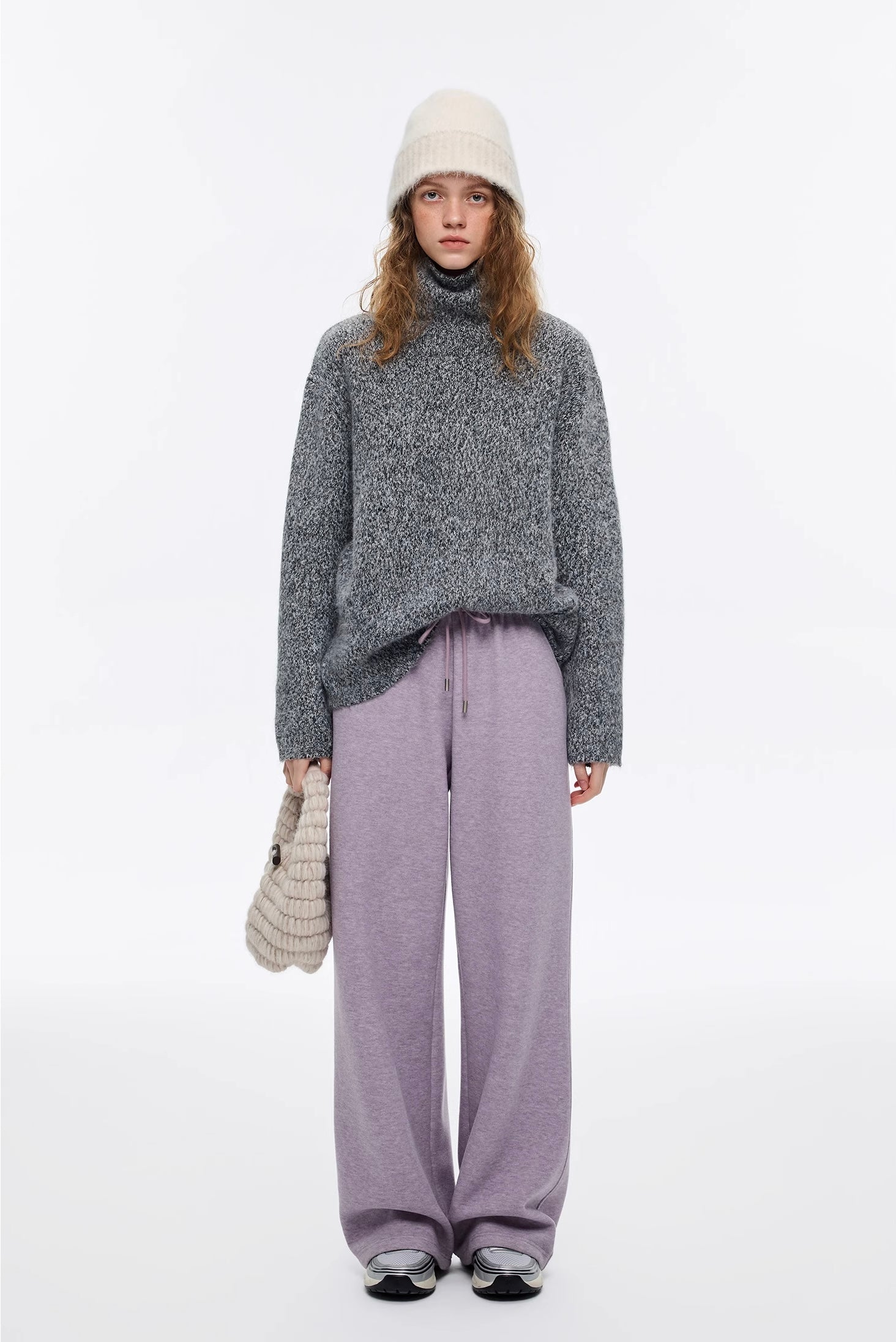 ラビットブレンドハイネックニット
C3366