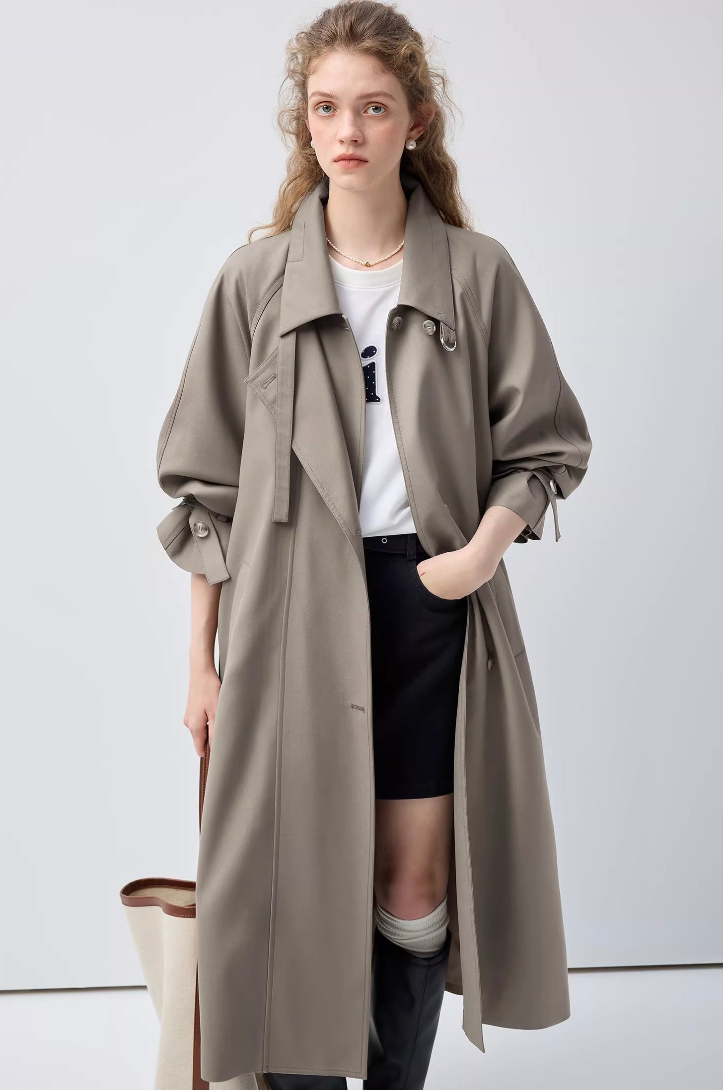 ストラクチャード ロングトレンチコート
C3384