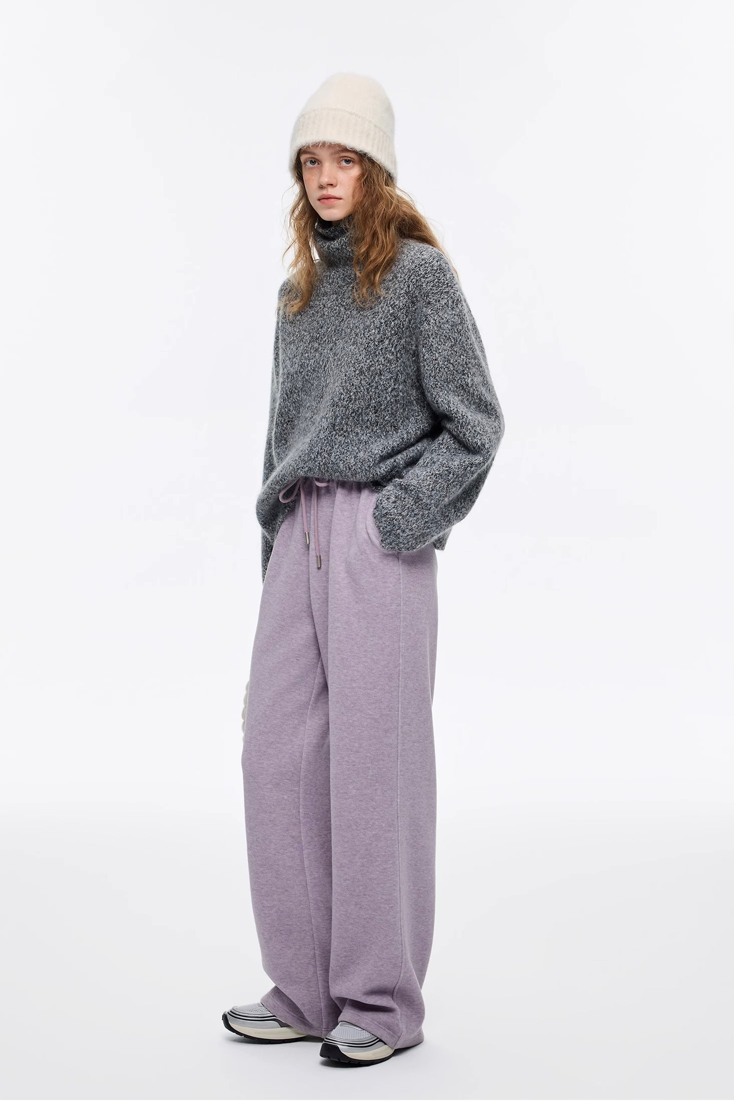 ラビットブレンドハイネックニット
C3366