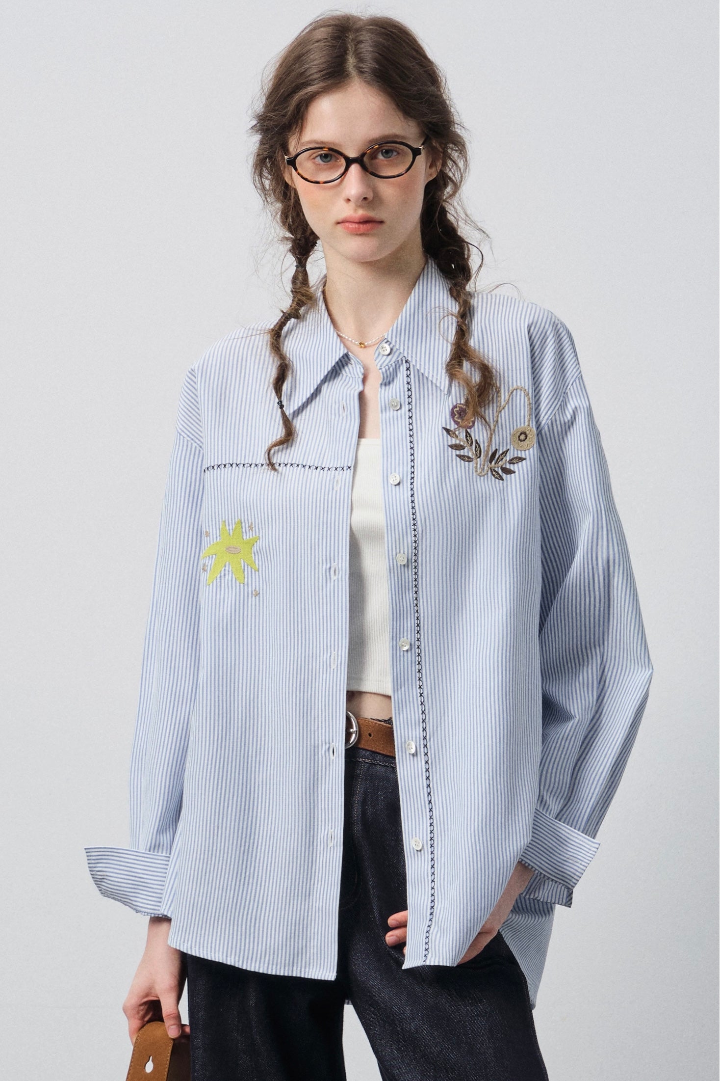 刺繍入りゆるシルエットシャツ
C3089