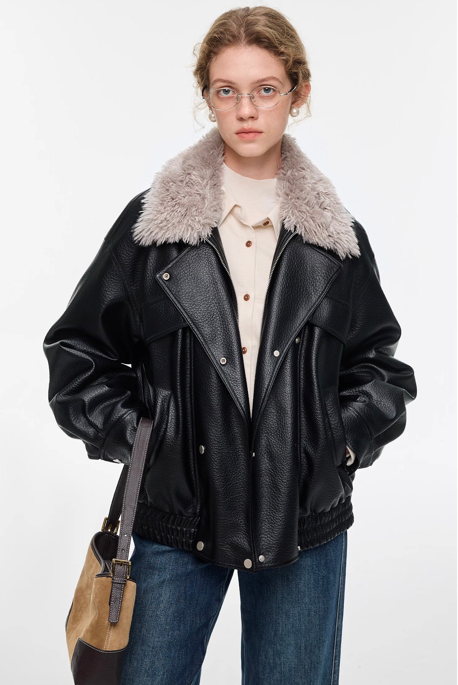 フェイクファーカラーレザージャケット
C3305