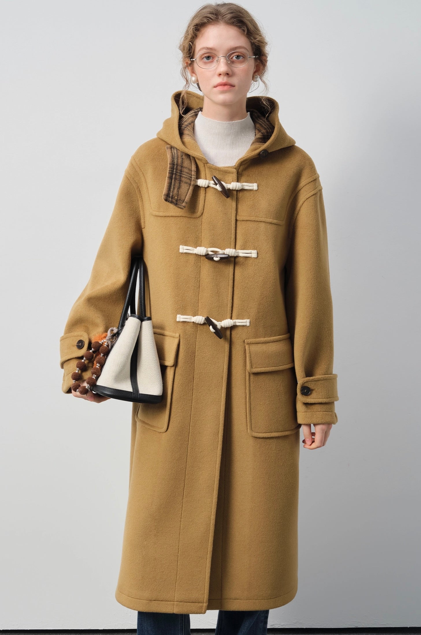 モカブラウンダッフルコート
C3323