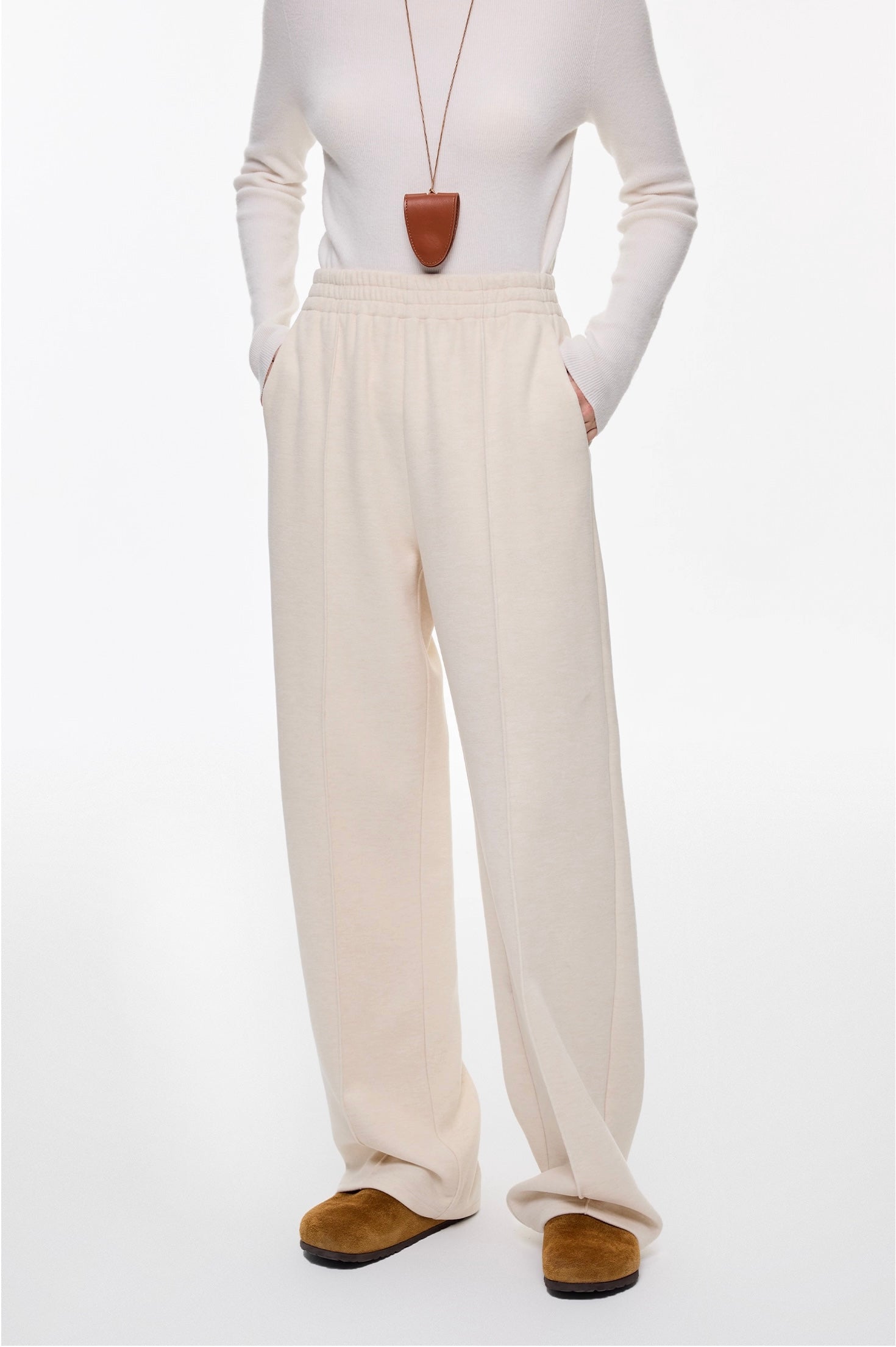 ウールブレンドハイウエストパンツ
C3335