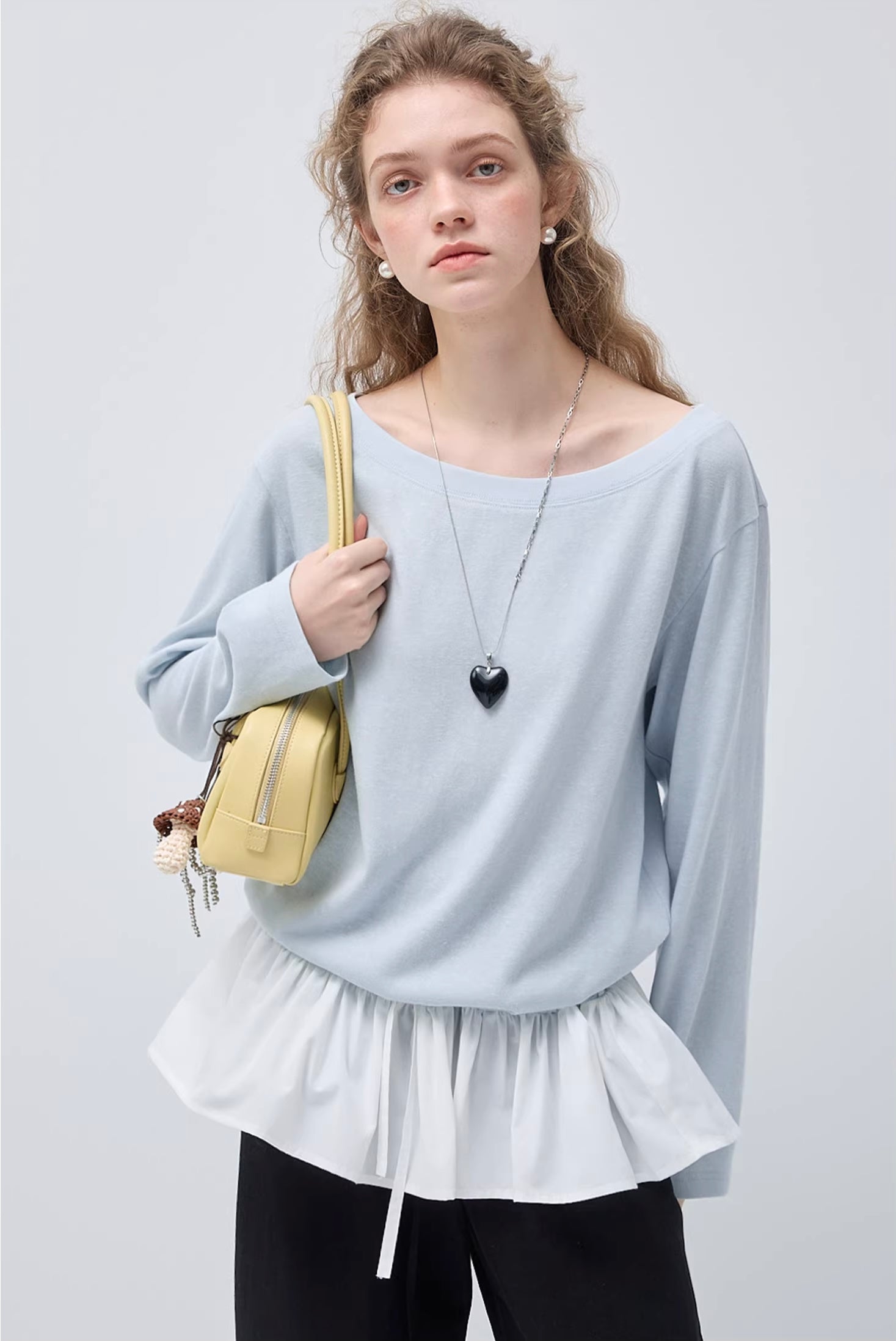 フリルヘム切替カットソー
C3406