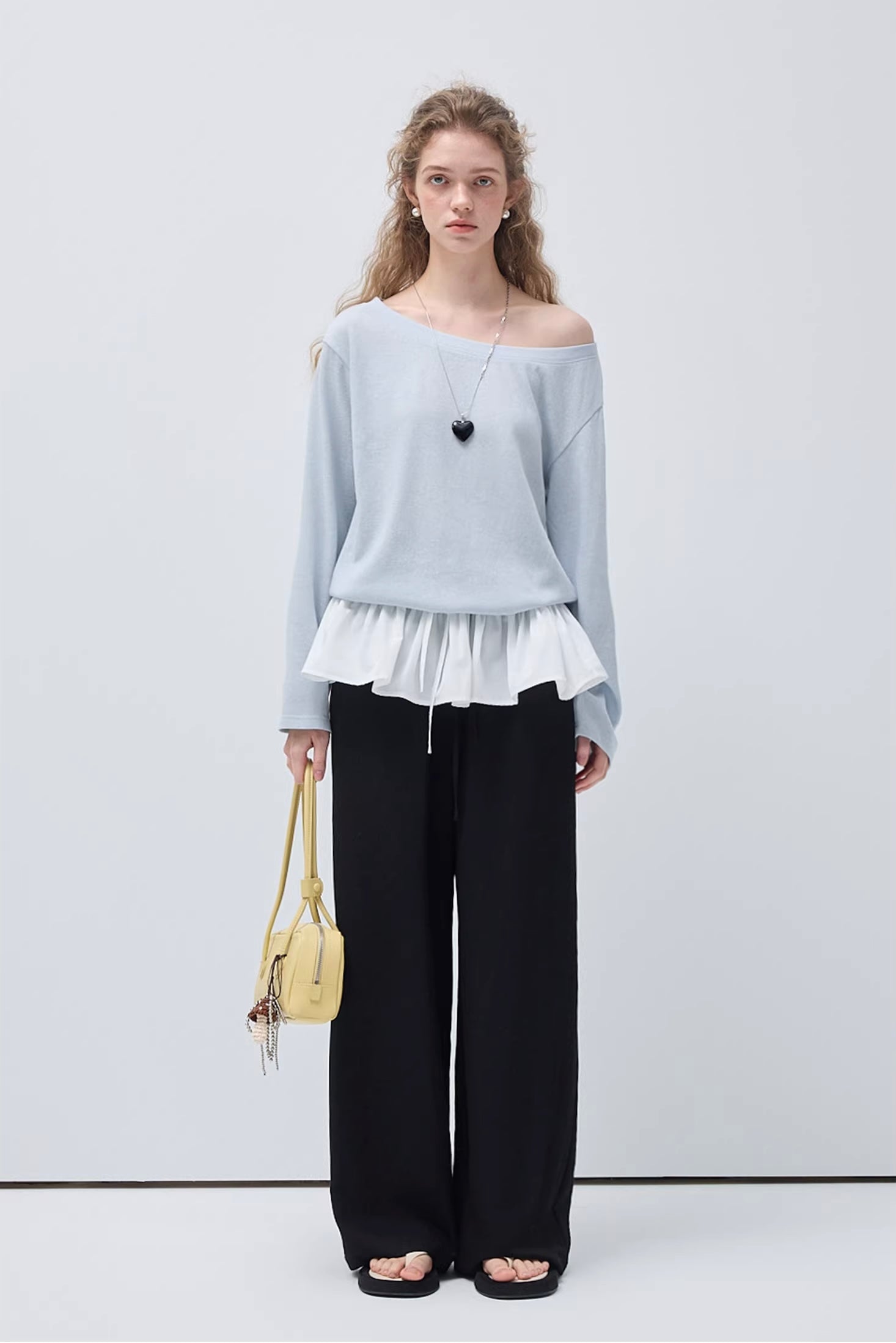 フリルヘム切替カットソー
C3406