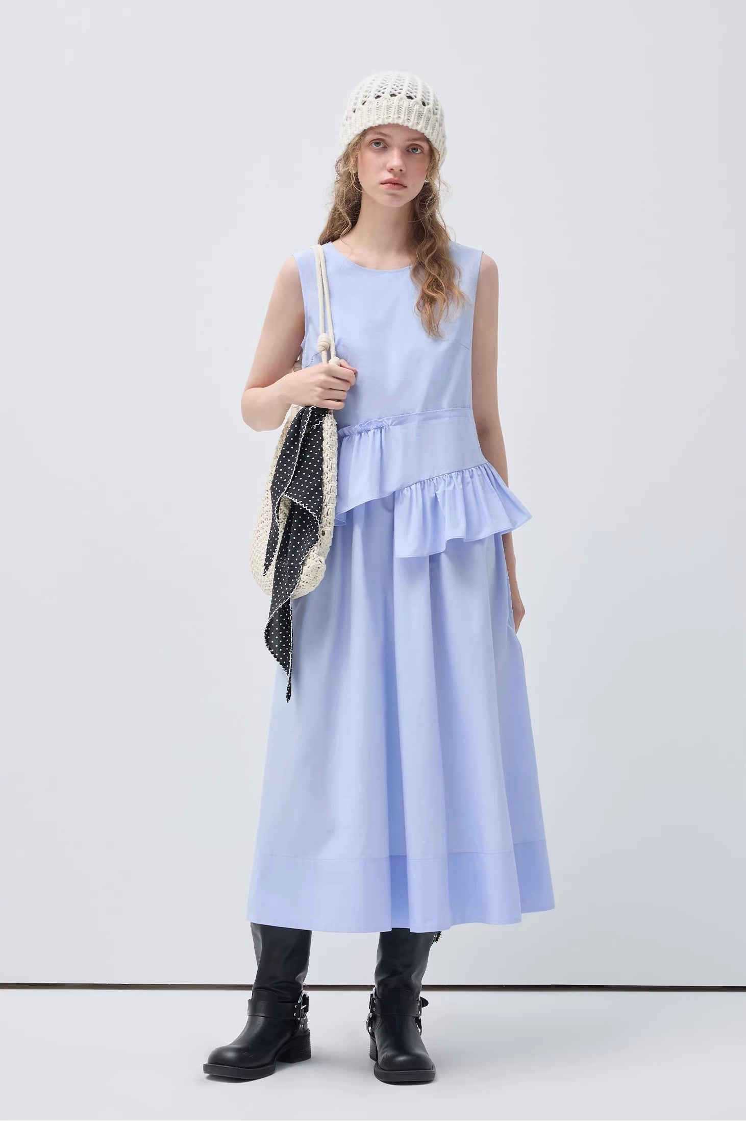 ウエストタックアシメノースリワンピース
C3423