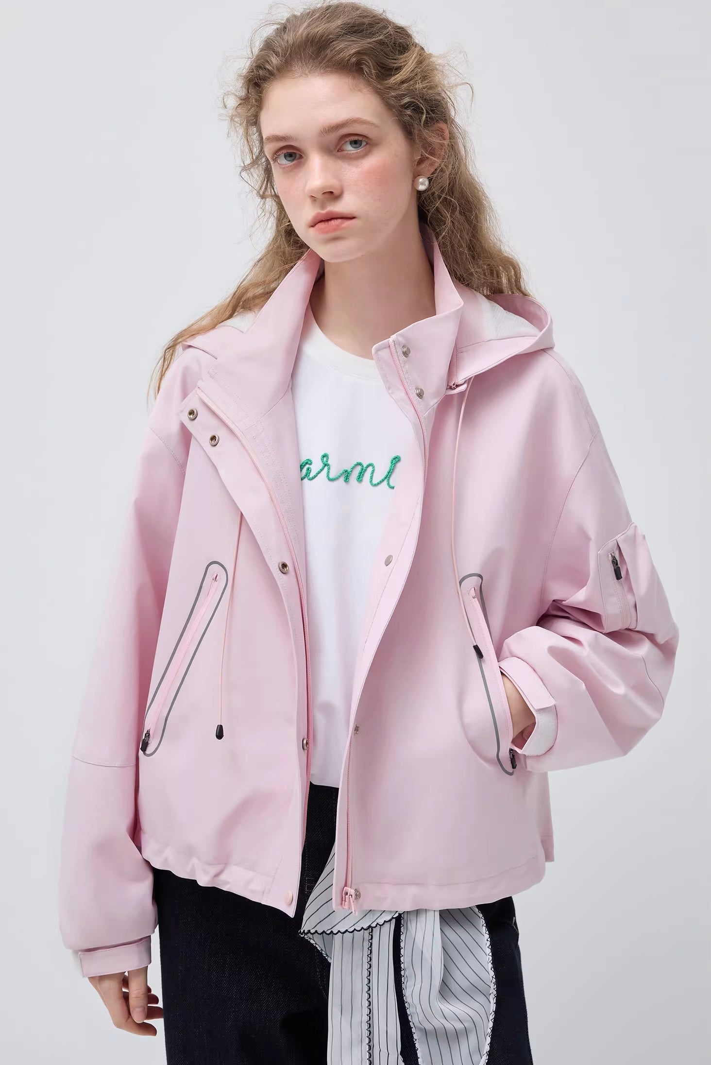 ライトウェイトマルチウェイアウター
C3432