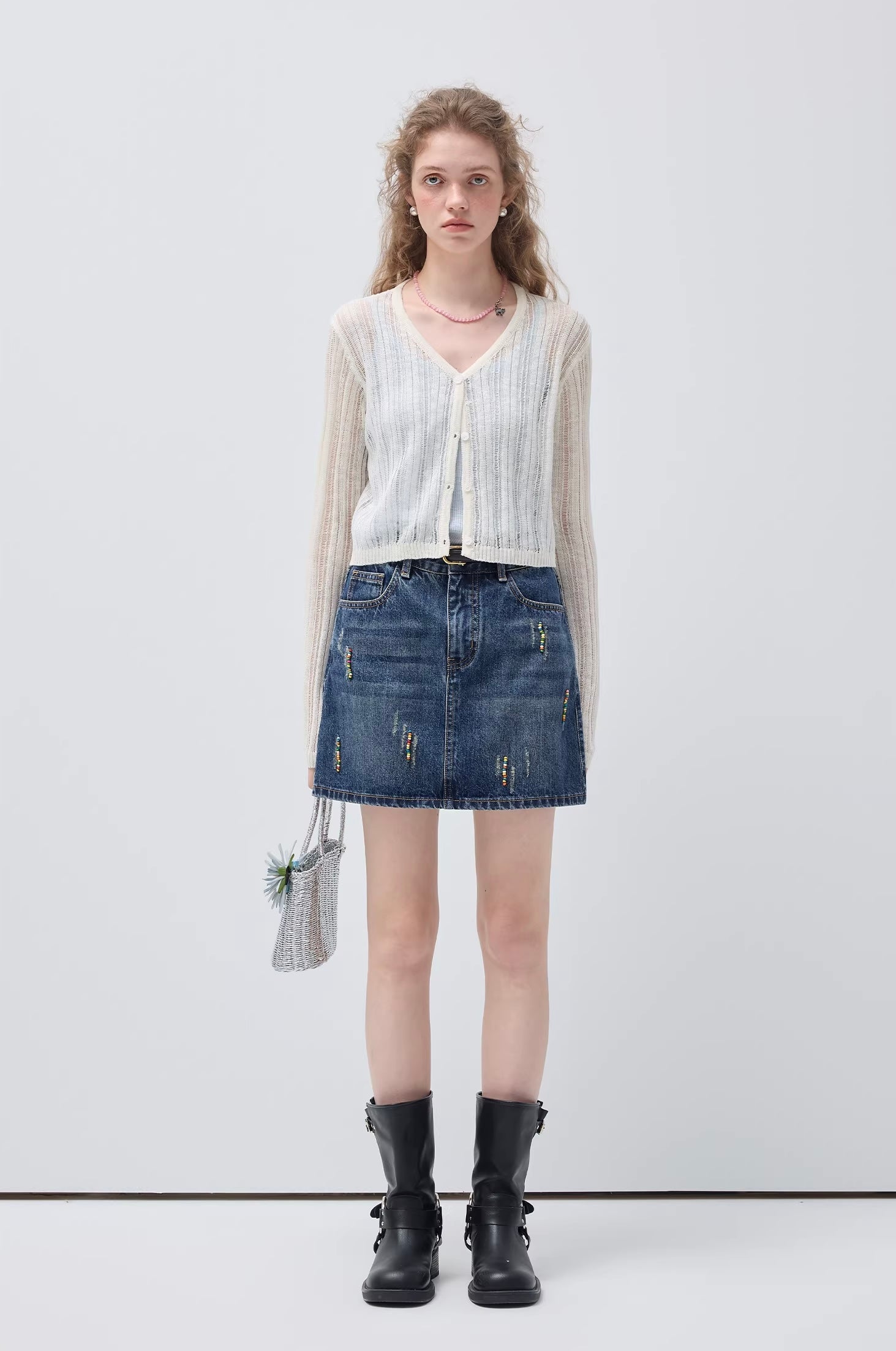 シアー透かし編みVネックカーディガン
C3438