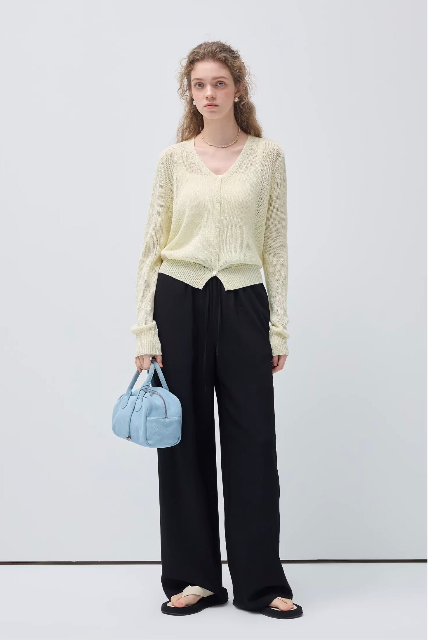 コンパクトニットトップス
C3439