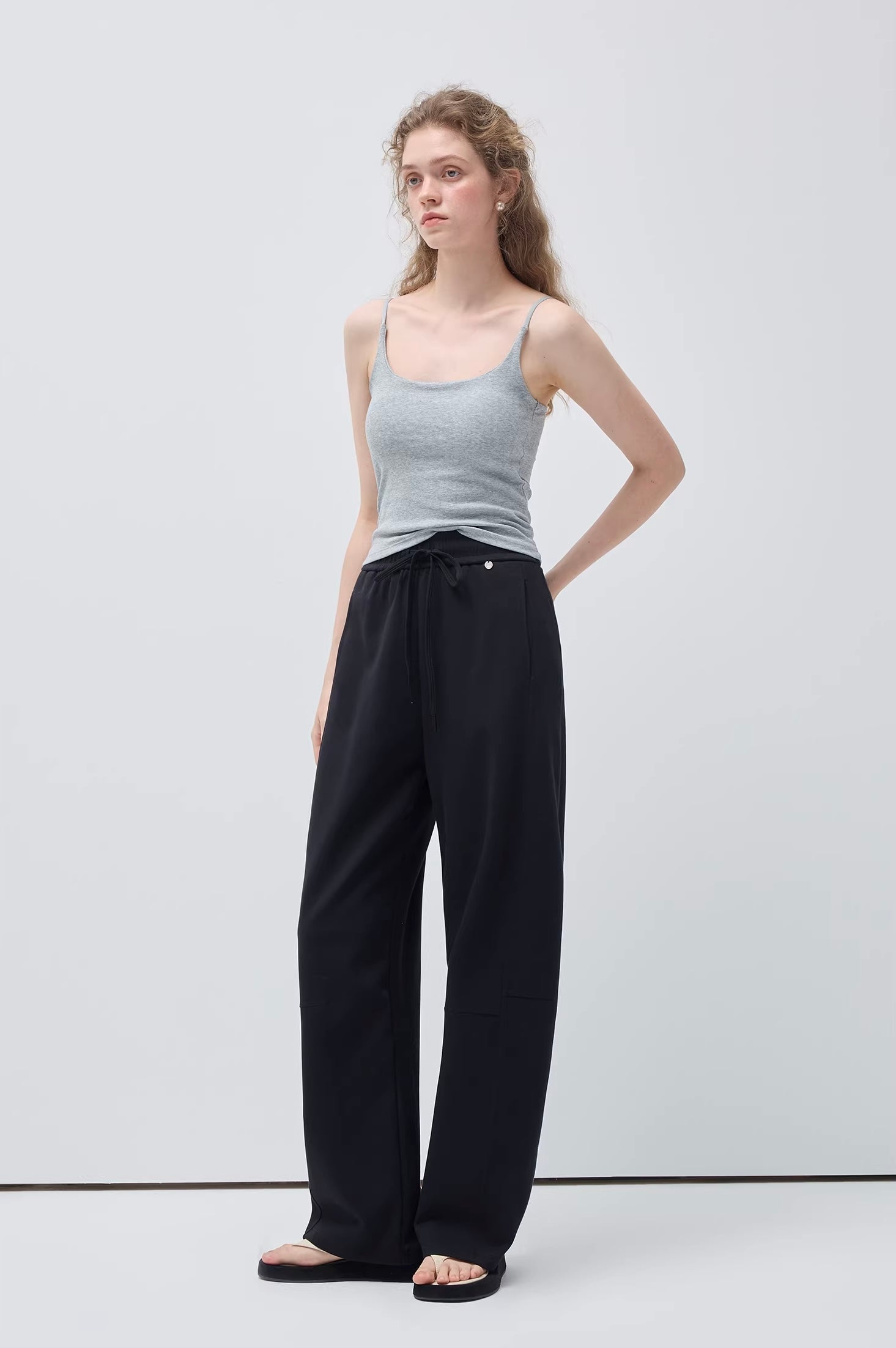 スクエアネック フィットシルエットキャミ
C3446