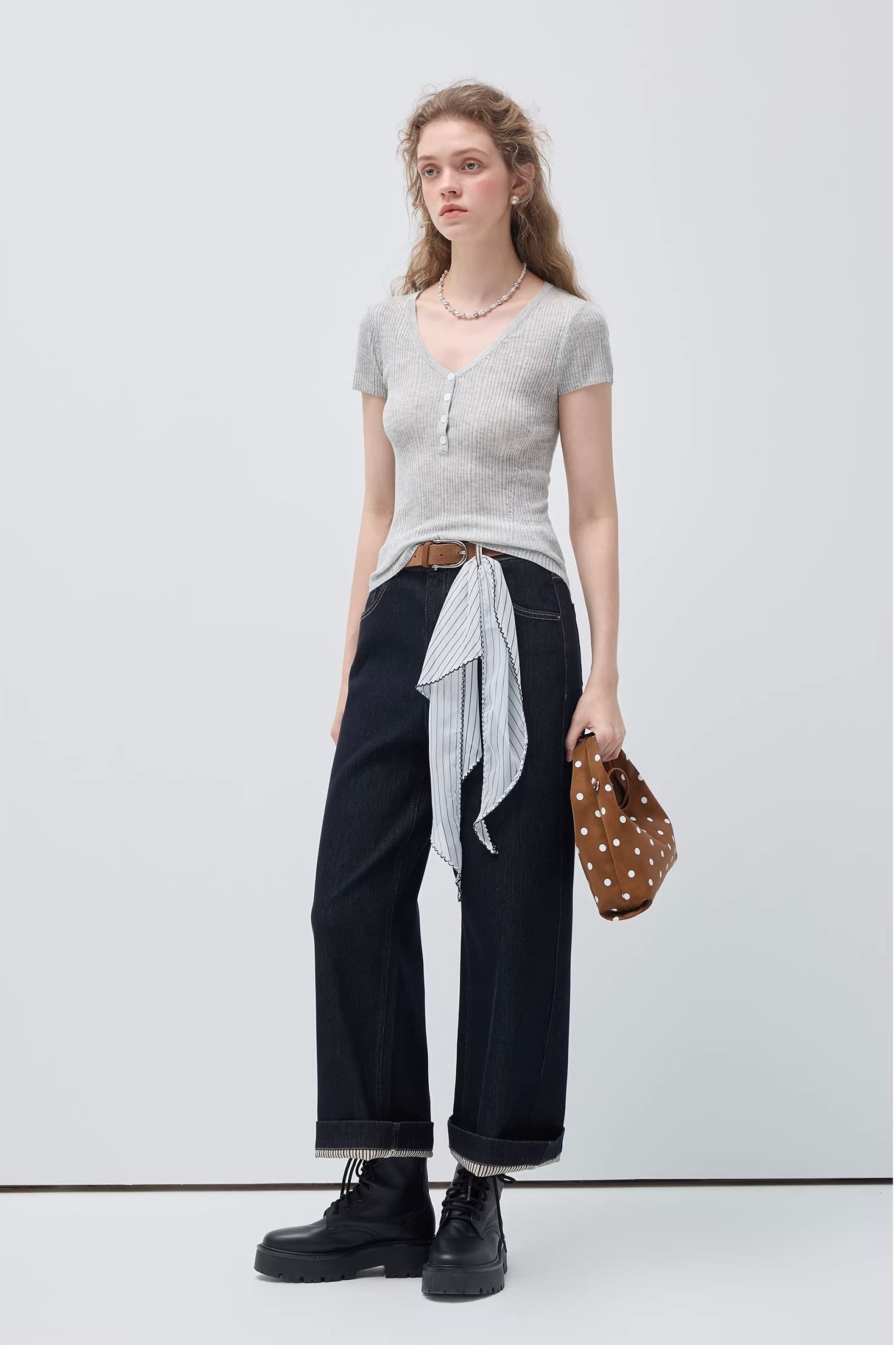 ハイウエストロールアップデニム
C3454