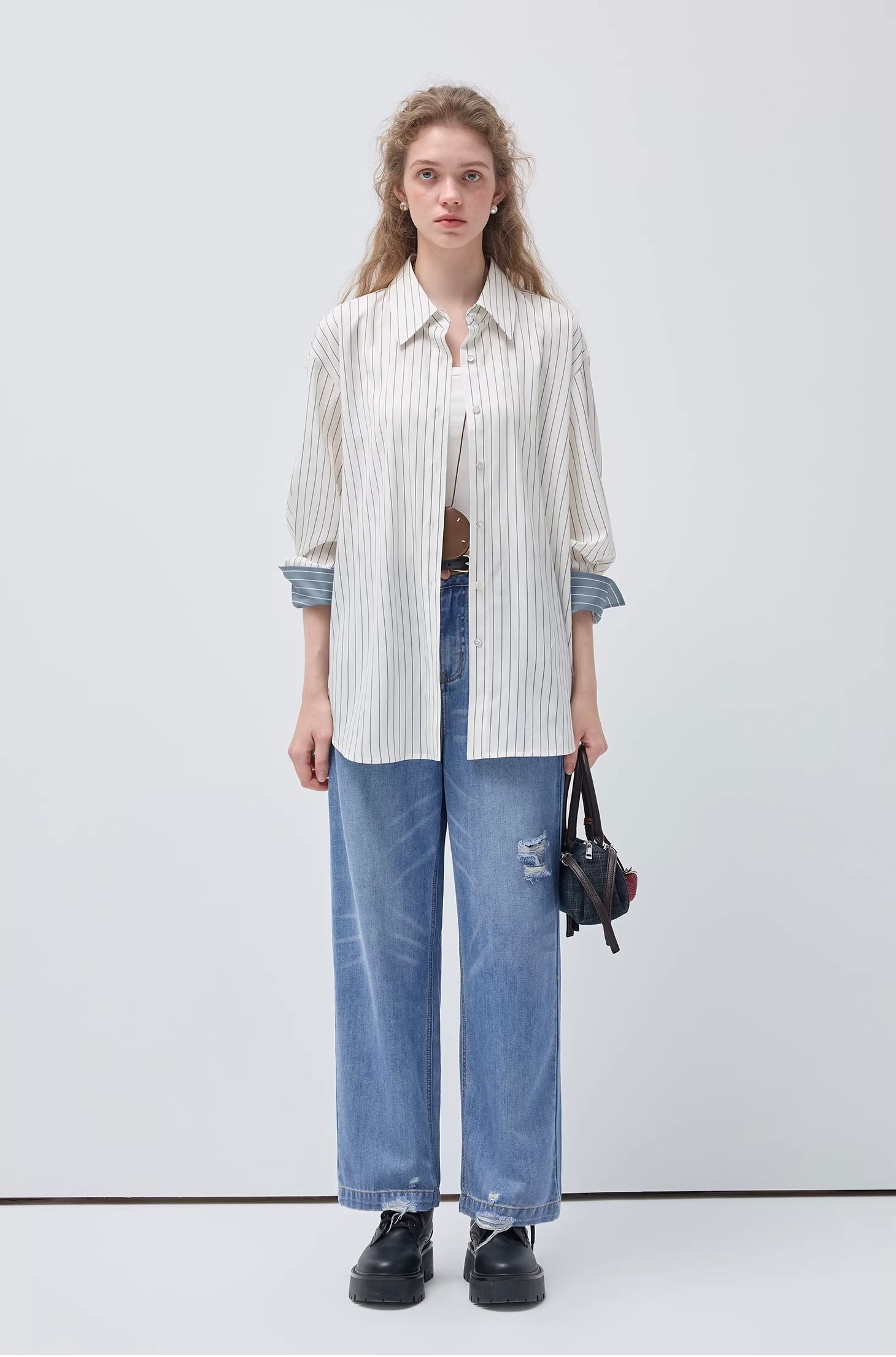 ストライプ柄ドロップショルダーシャツ
C3456