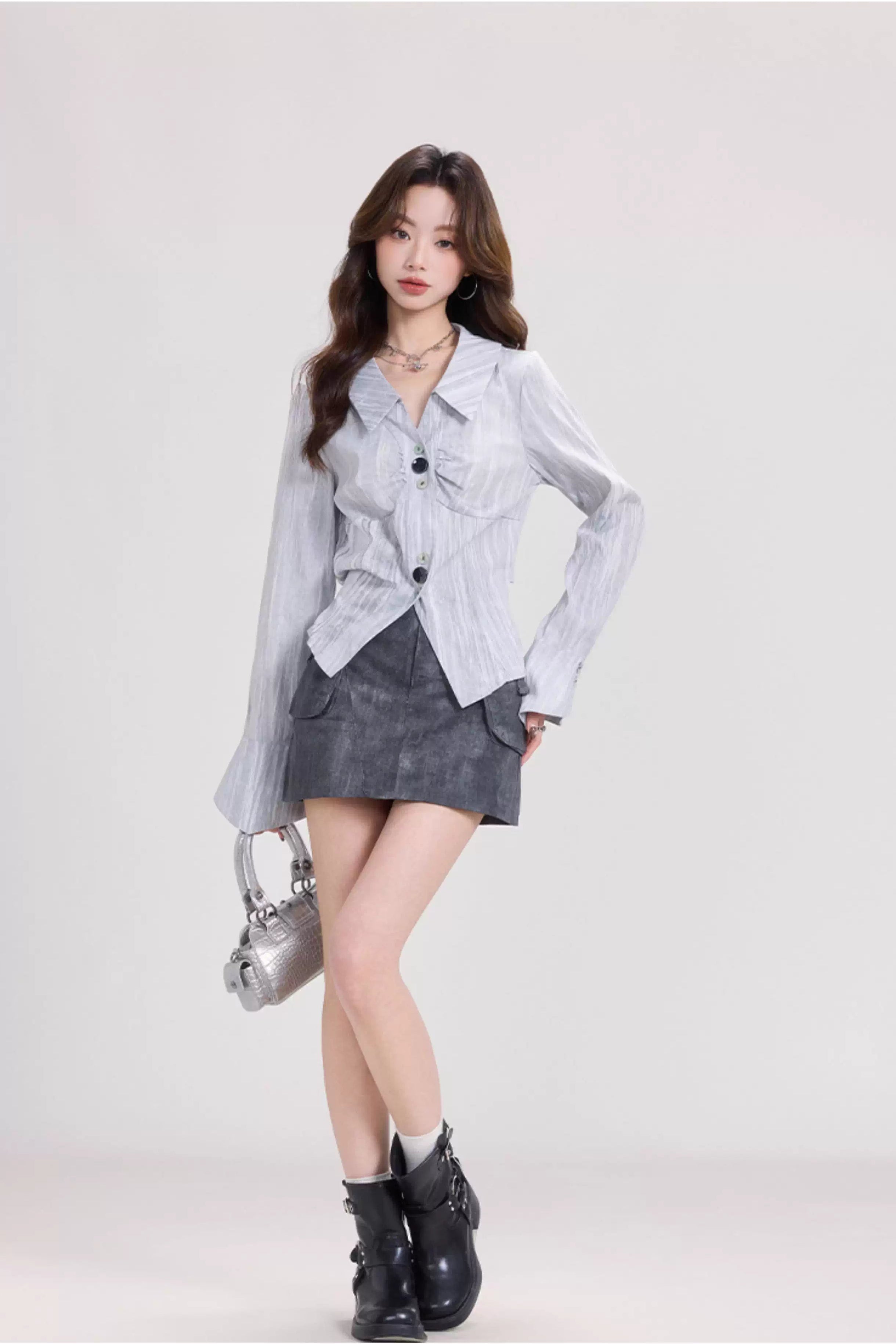 フレンチスタイルVネックトランペットトップスC3493