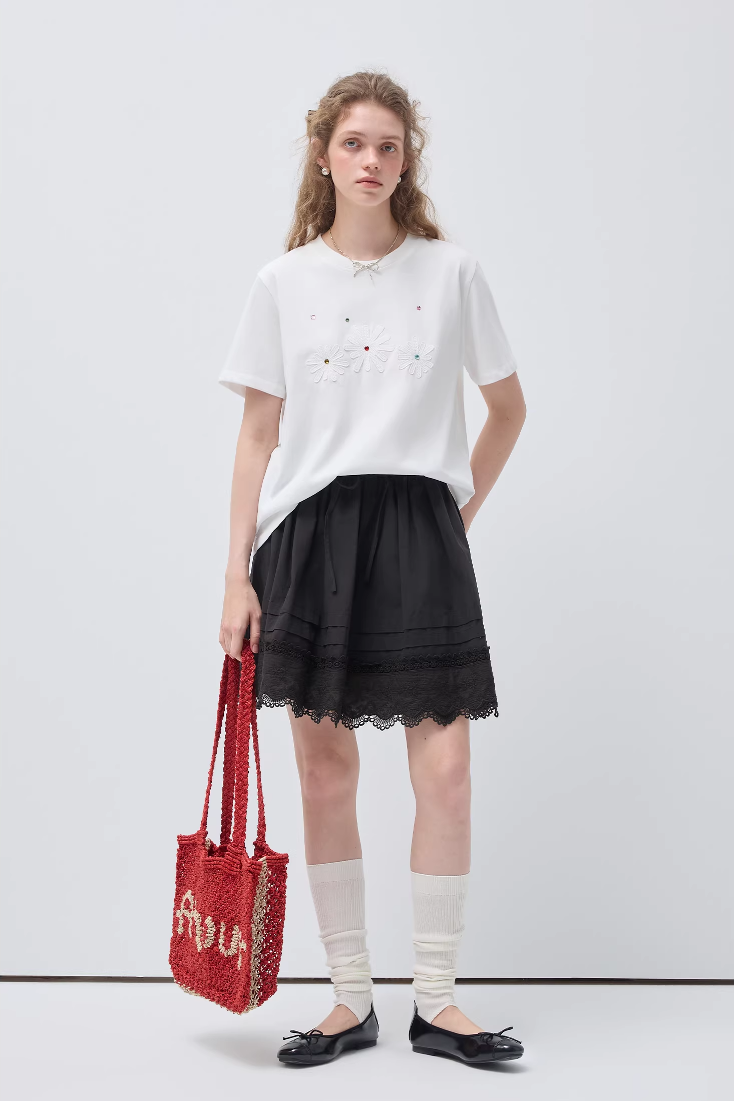 ラウンドネックパッチ刺繍入りカジュアルTシャツC3517