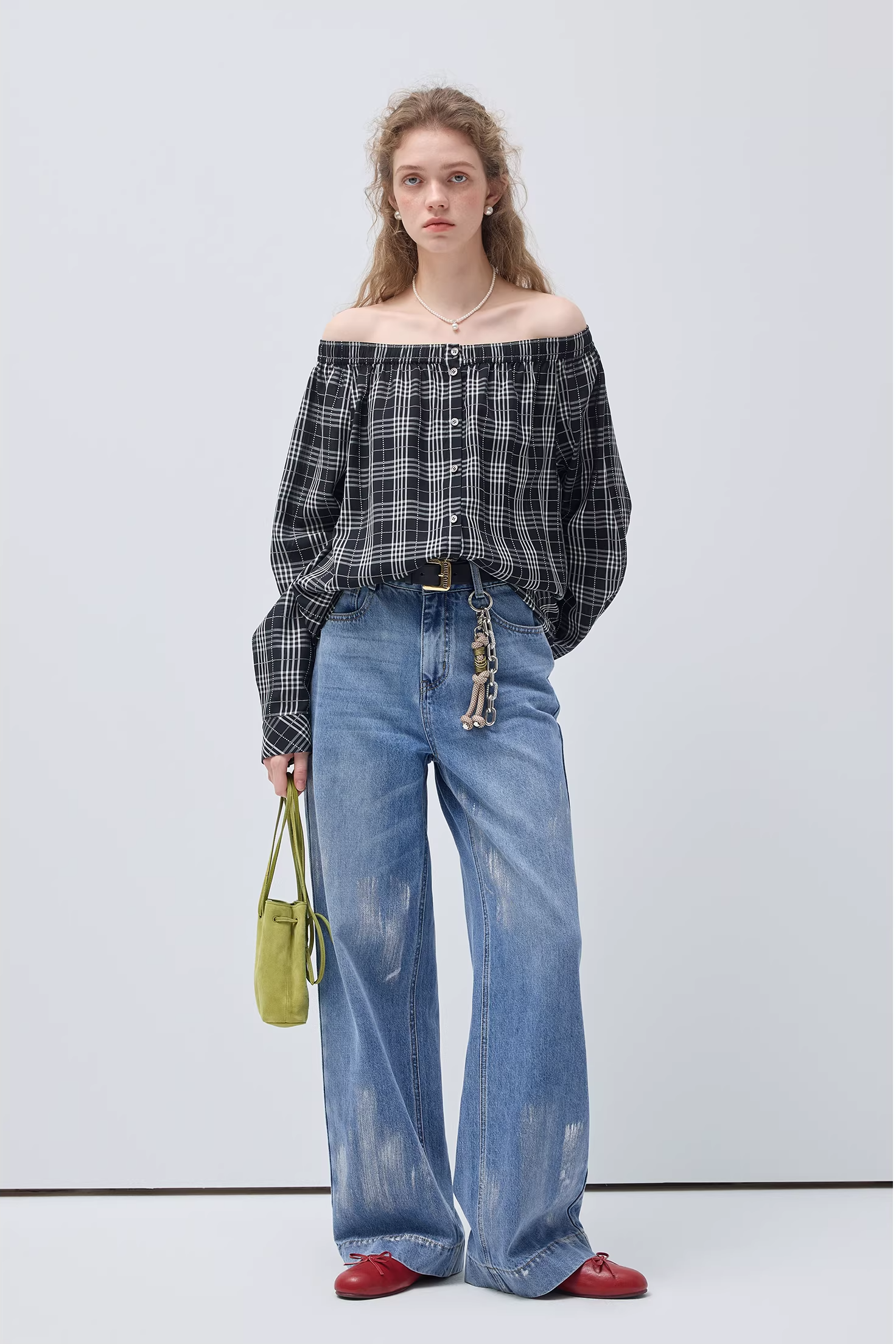 エラスティックラインネックオフショルダートップC3536