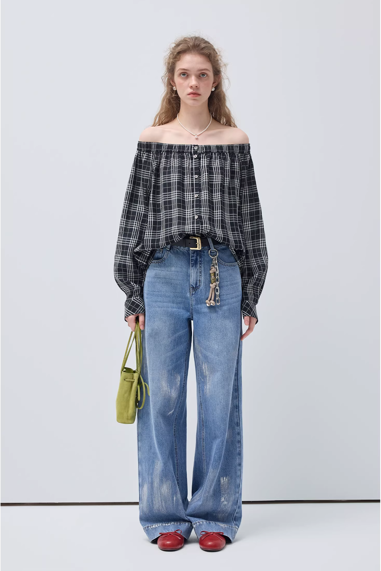 エラスティックラインネックオフショルダートップC3536