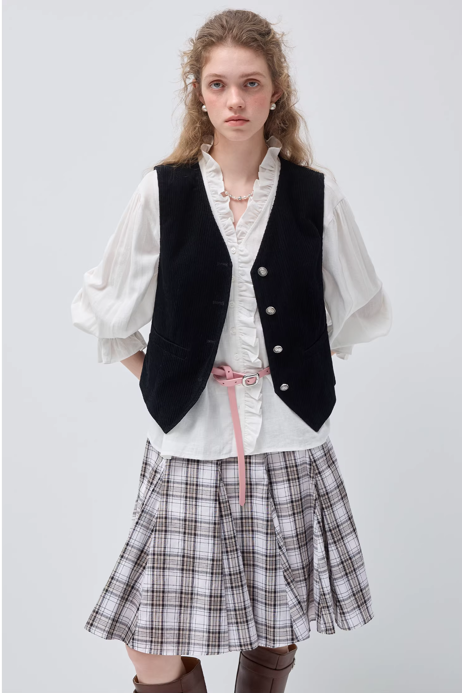 VネックスリムノースリーブベストC3546