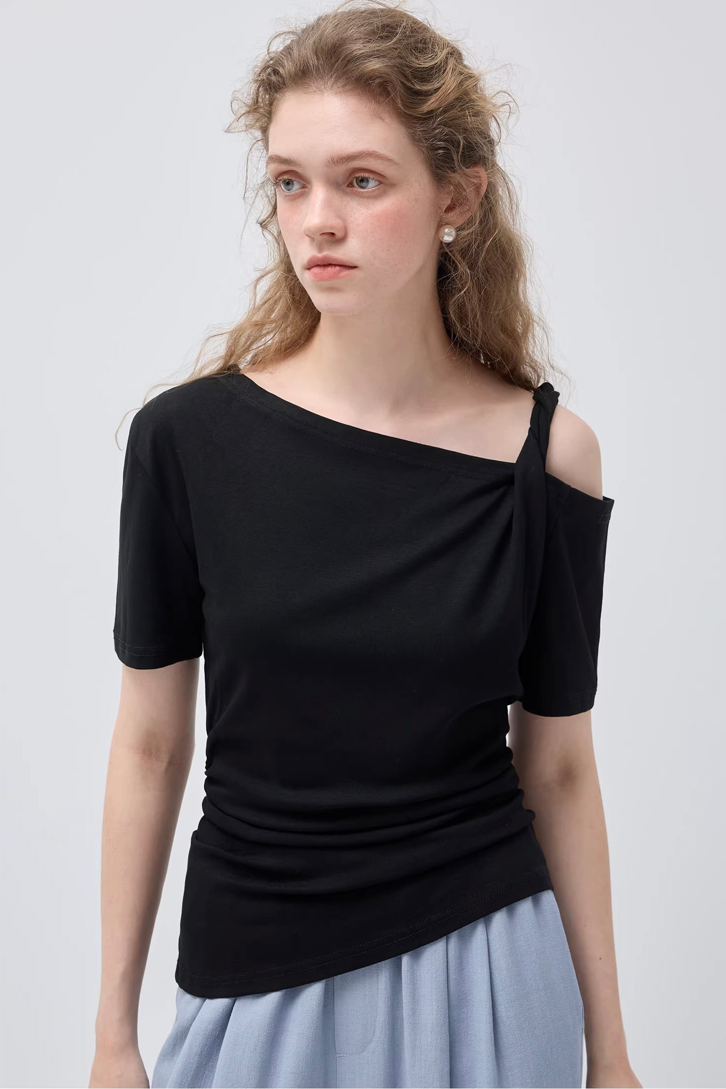 オブリークショルダースリムフィット通勤TシャツC3605