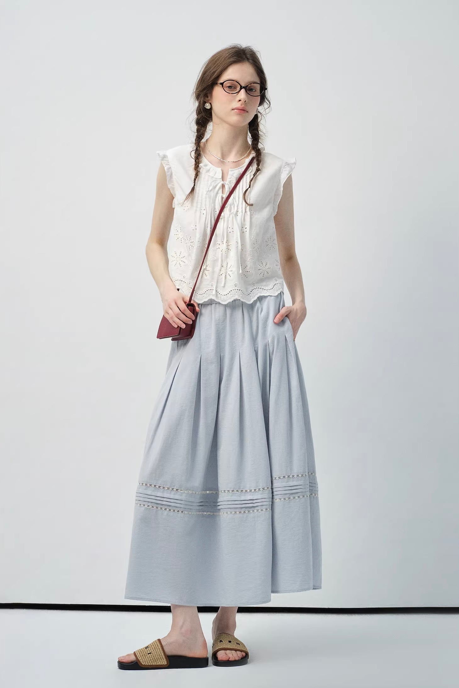 サマーリゾートスタイルホローデザインフレンチスカートC3620