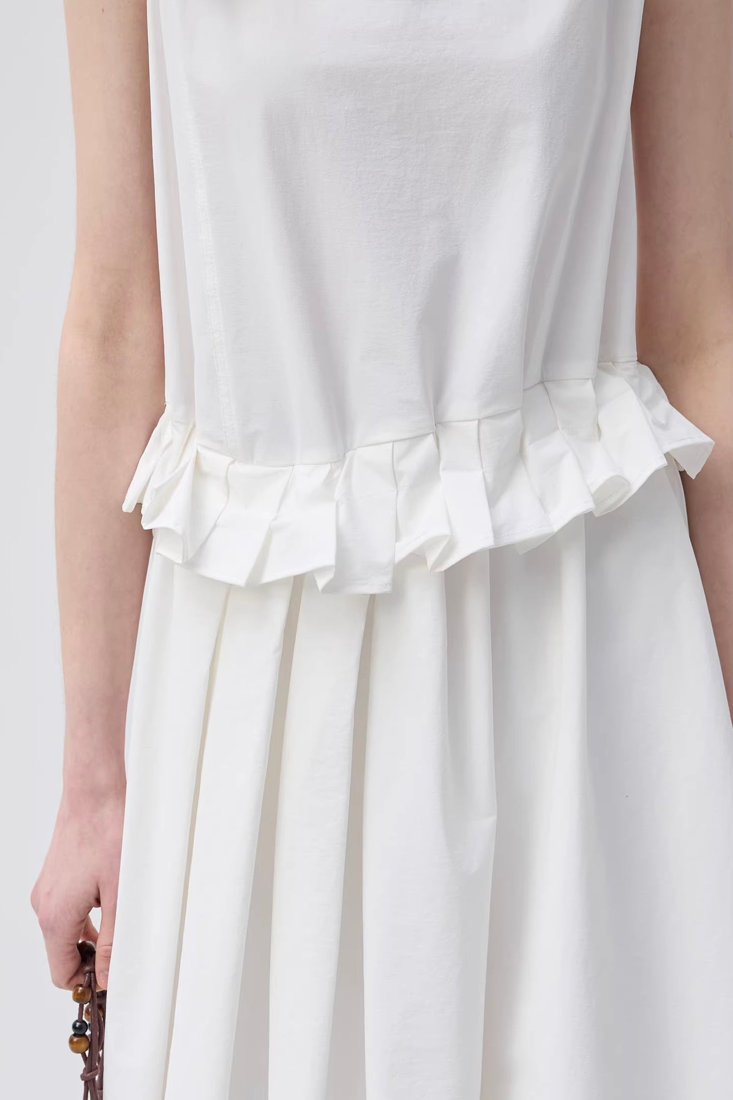 クール&モードノースリーブフリルワンピースC3627