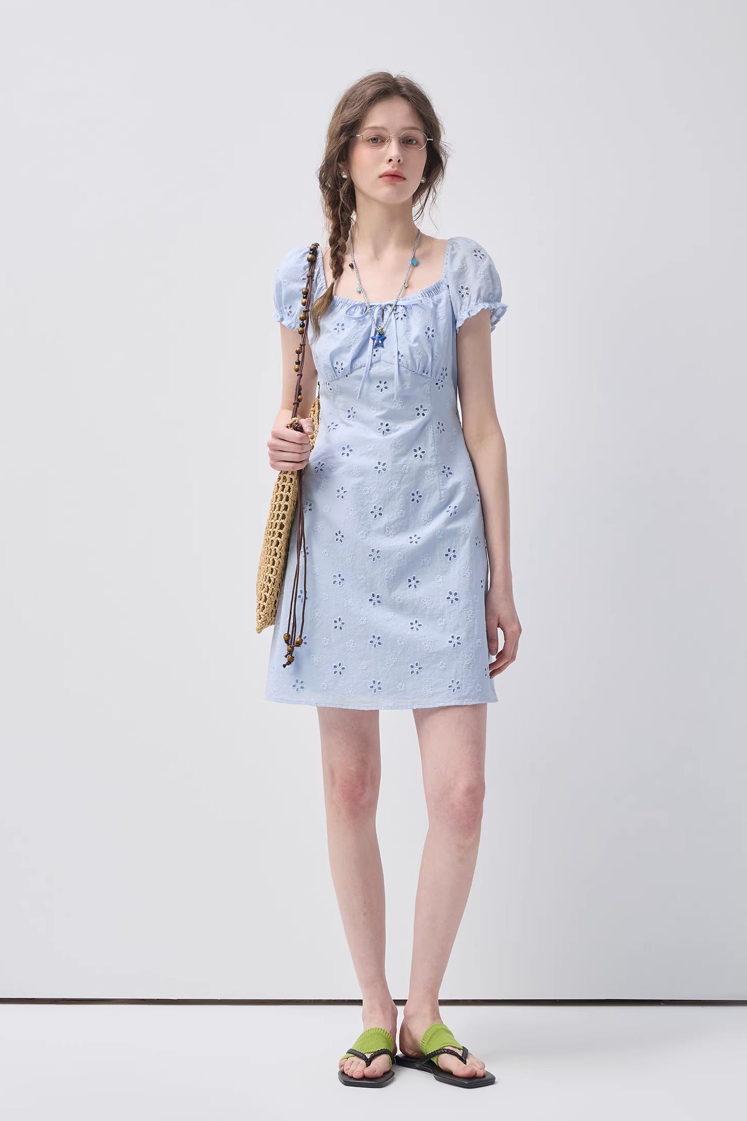 エンブロイダリースクエアネックドレスC3628