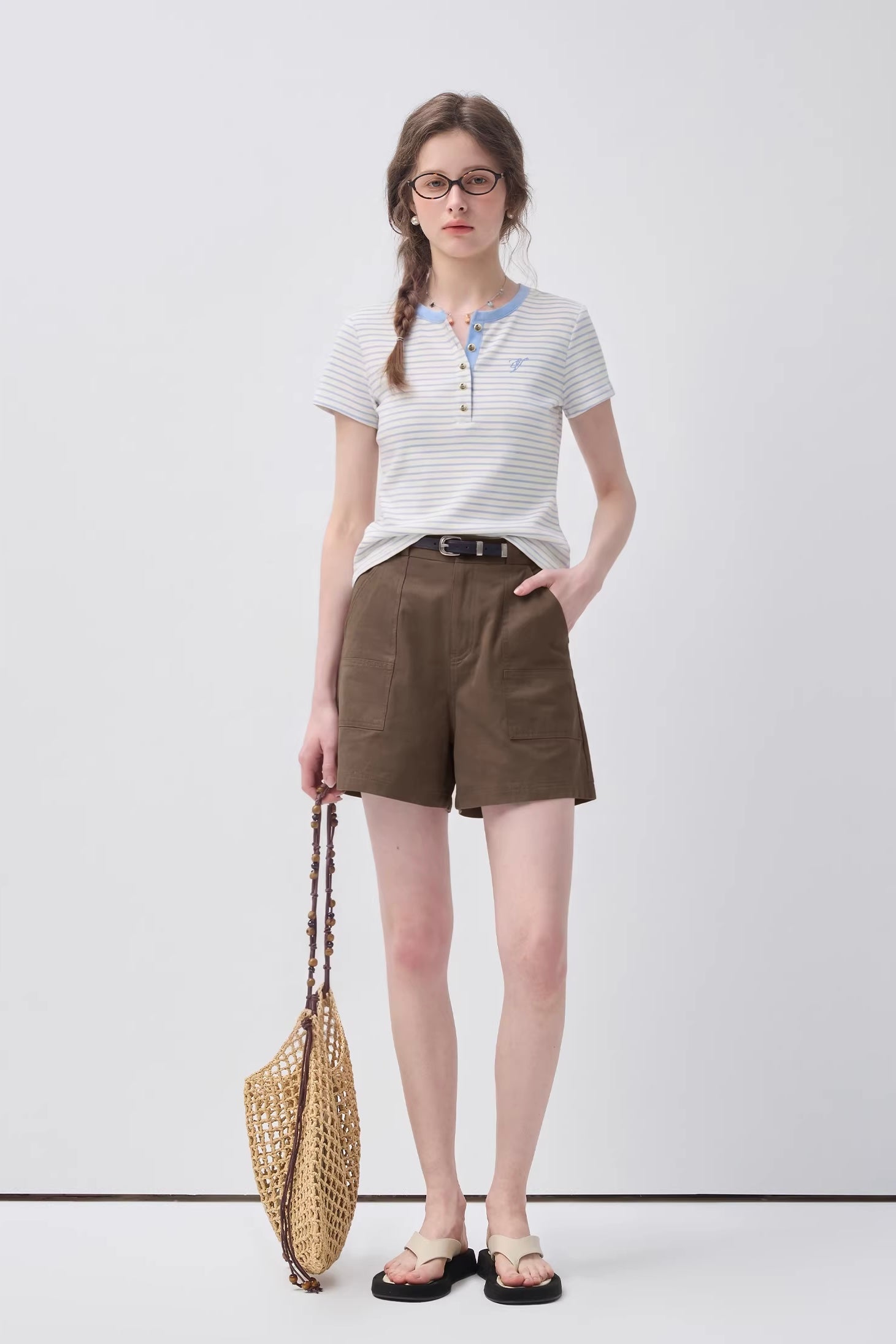 ハーフプラケットデザイン刺繍TシャツC3630