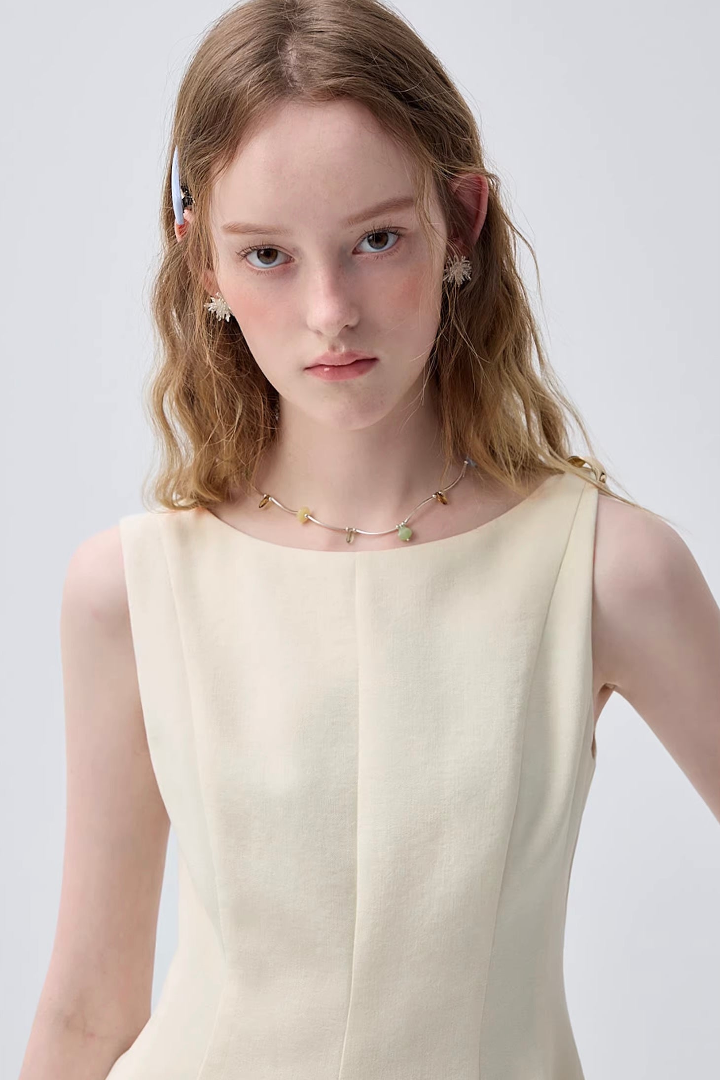 ミニマルデザインウエストシェイプノースリーブワンピースC3640