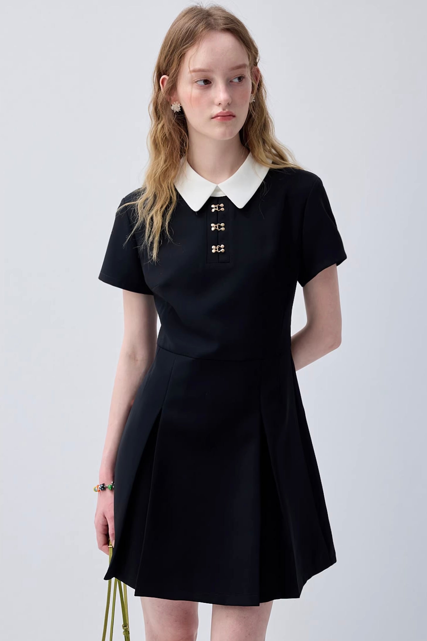 プレッピームードドールカラーブラックワンピースC3641