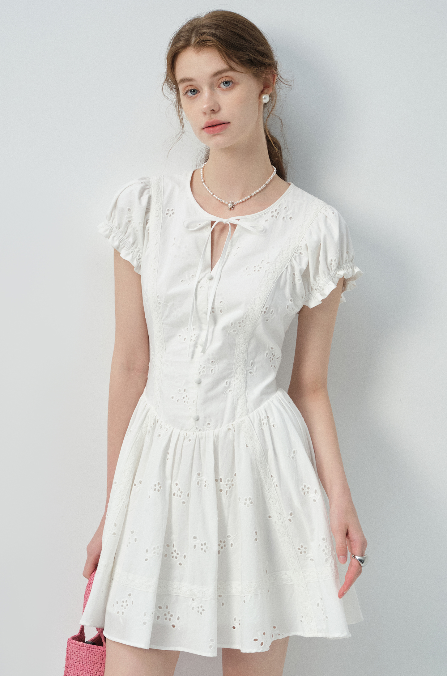 パンチングレースフィットアンドフレアワンピースC2865