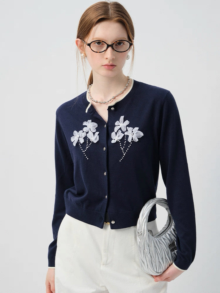 【未使用】　アンサンブルニット　エムズグレイシー　ビジュー　フラワー刺繍　38 未使用】 アンサンブルニット エムズグレイシー ビジュー フラワー刺繍