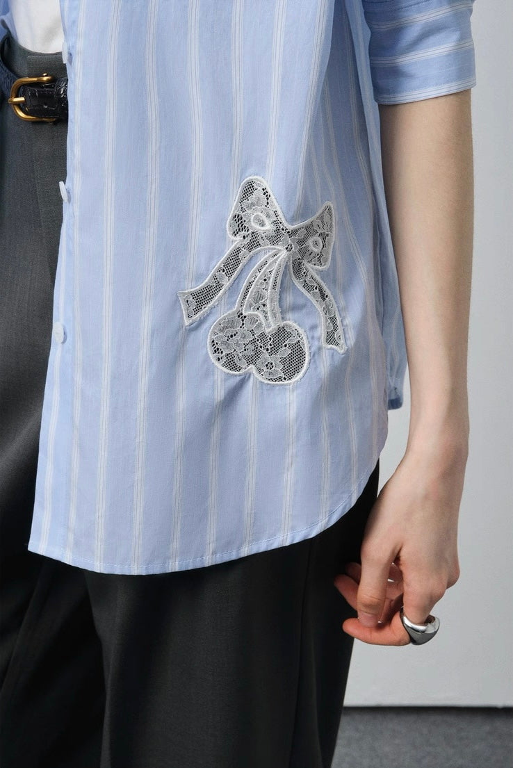 リボン刺繍ストライプシャツ
C3098