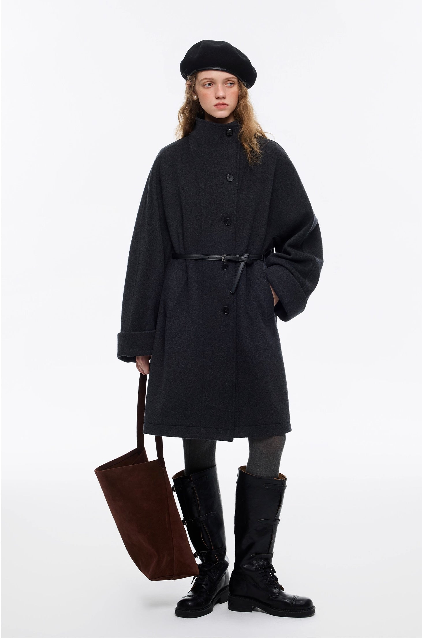 ウールスタンドカラー ケープシルエットコート
C3367