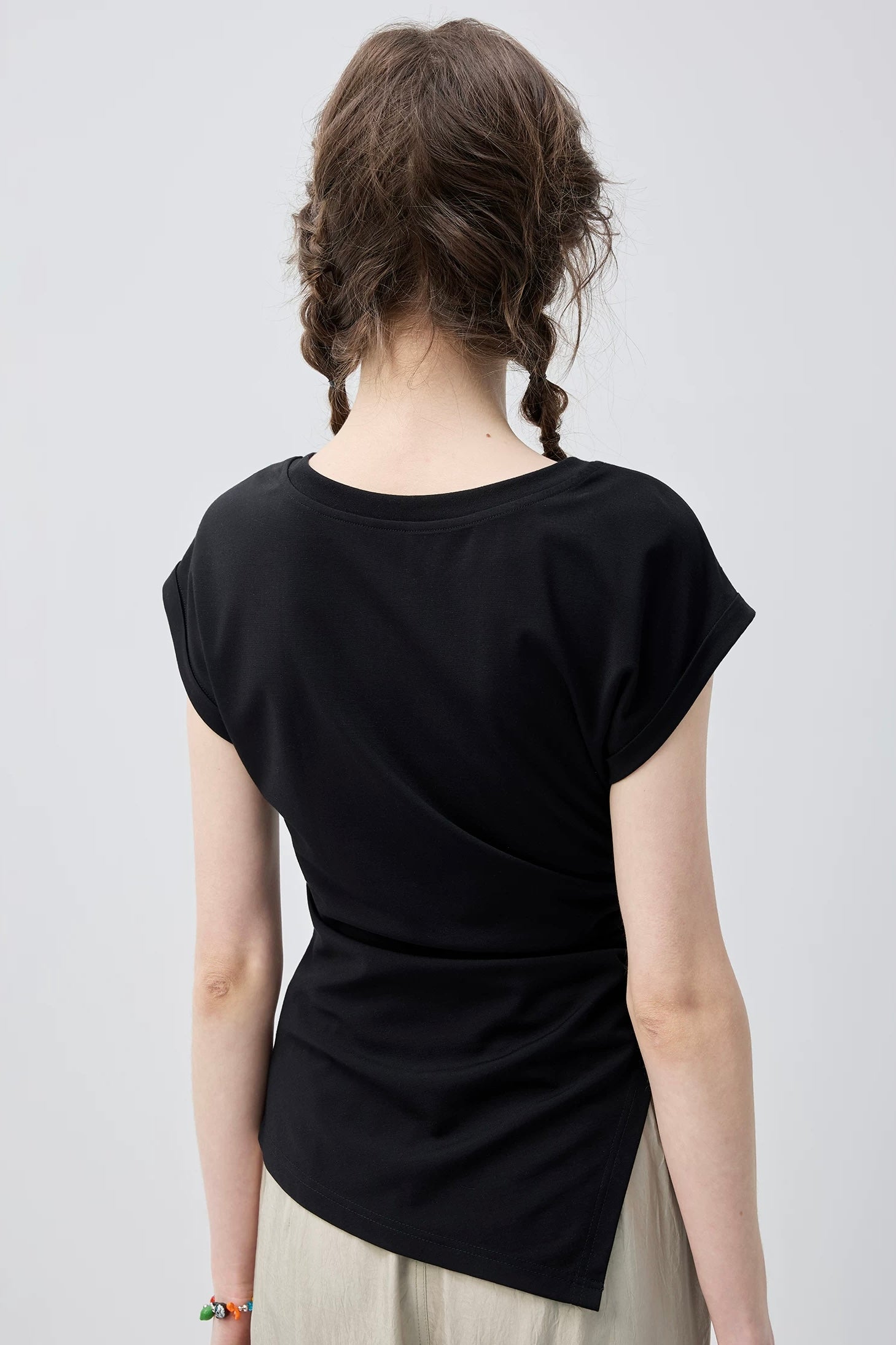 シルエットアップスリットデザインTシャツC3770