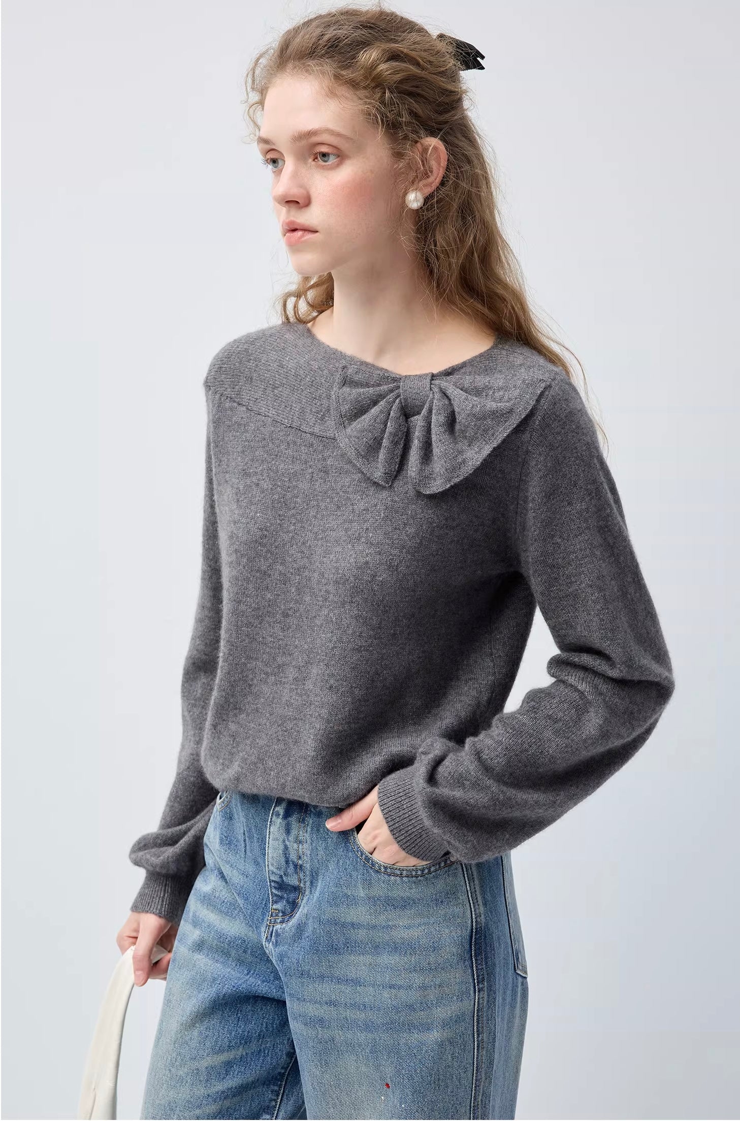 ボウタイネック ウールニット
C3376