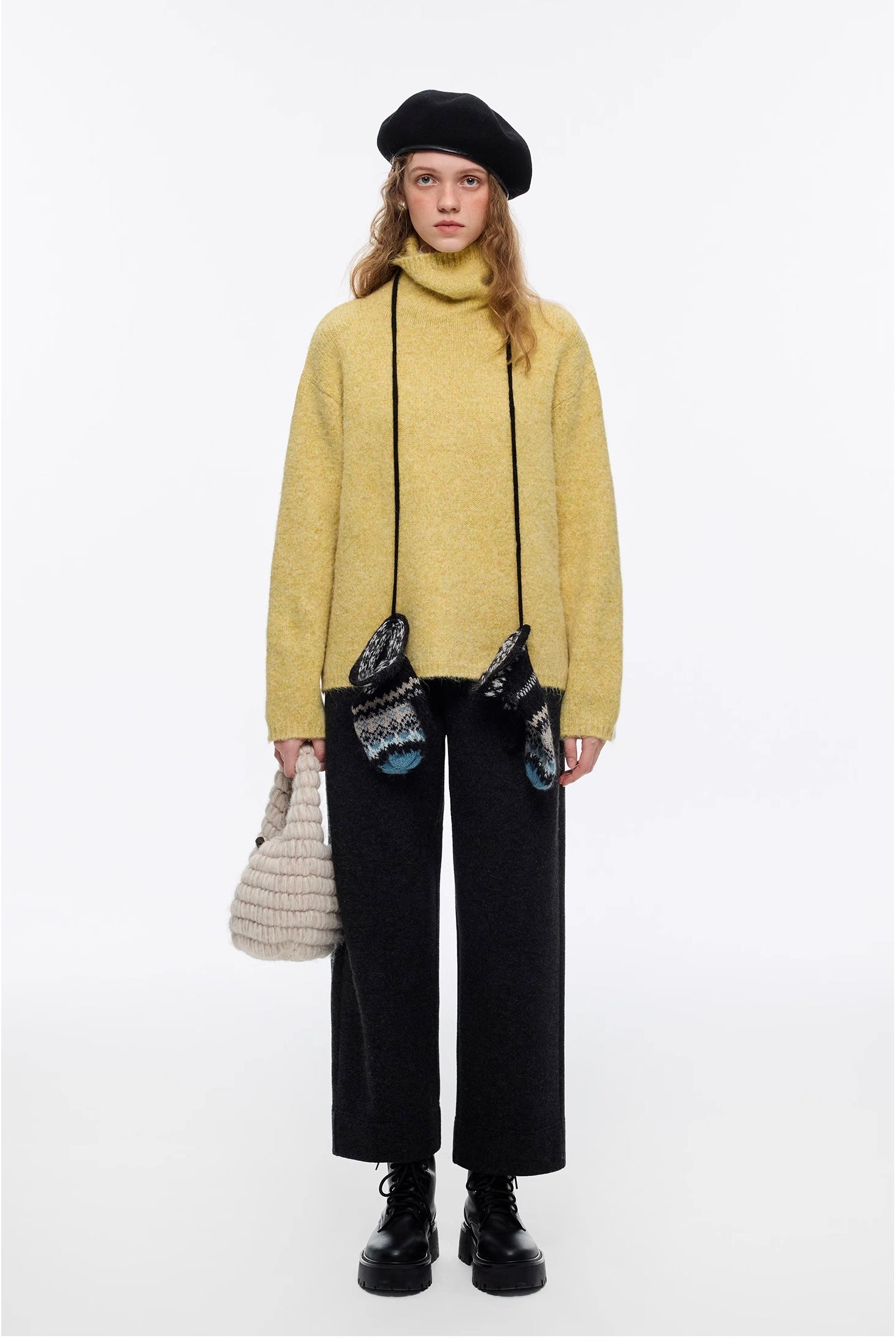 ラビットブレンドハイネックニット
C3366