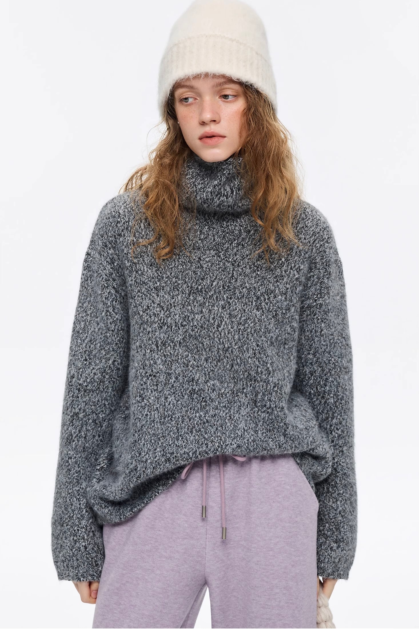 ラビットブレンドハイネックニット
C3366