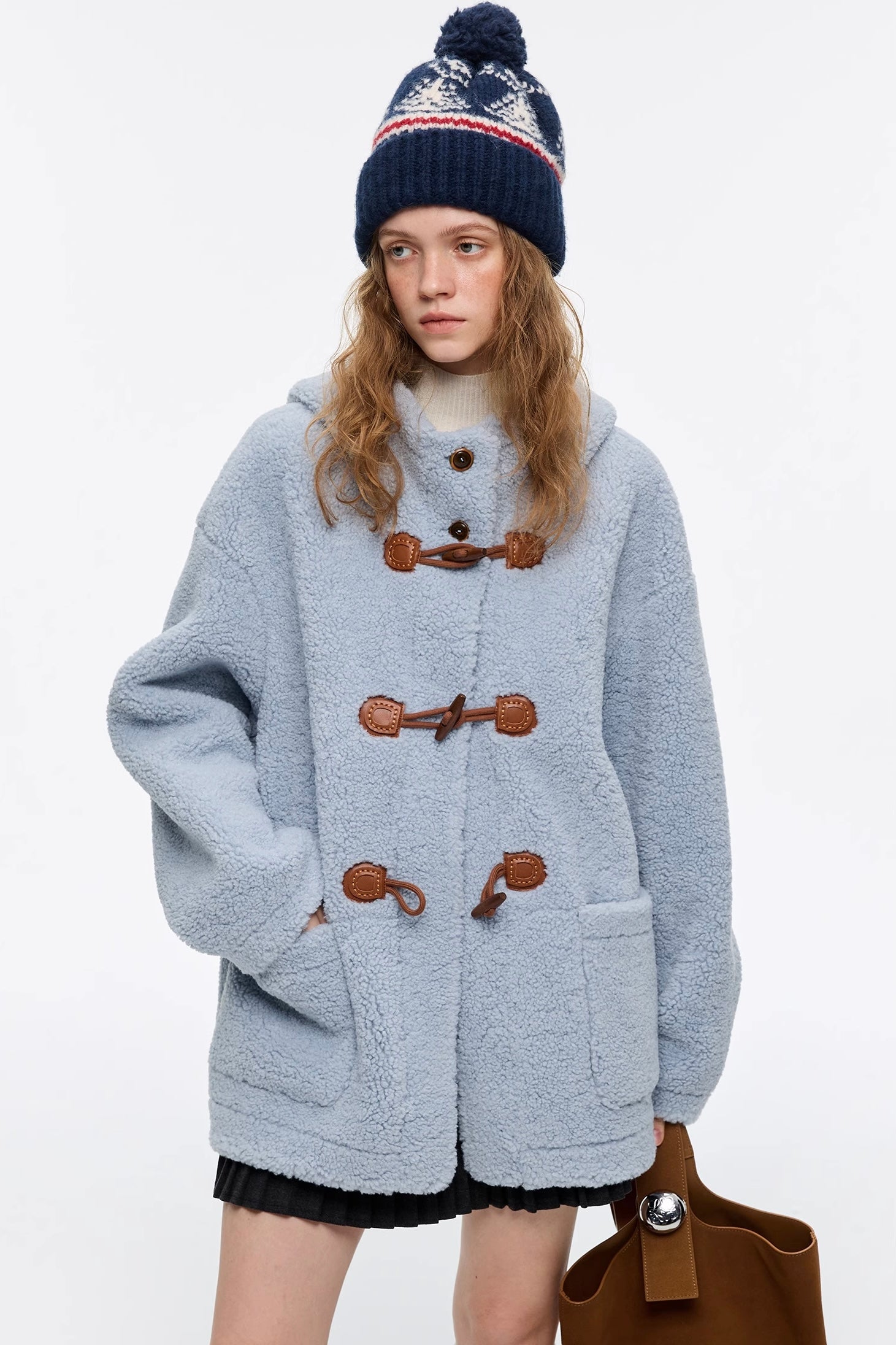 トグルボタンムートンフードジャケット
C3368