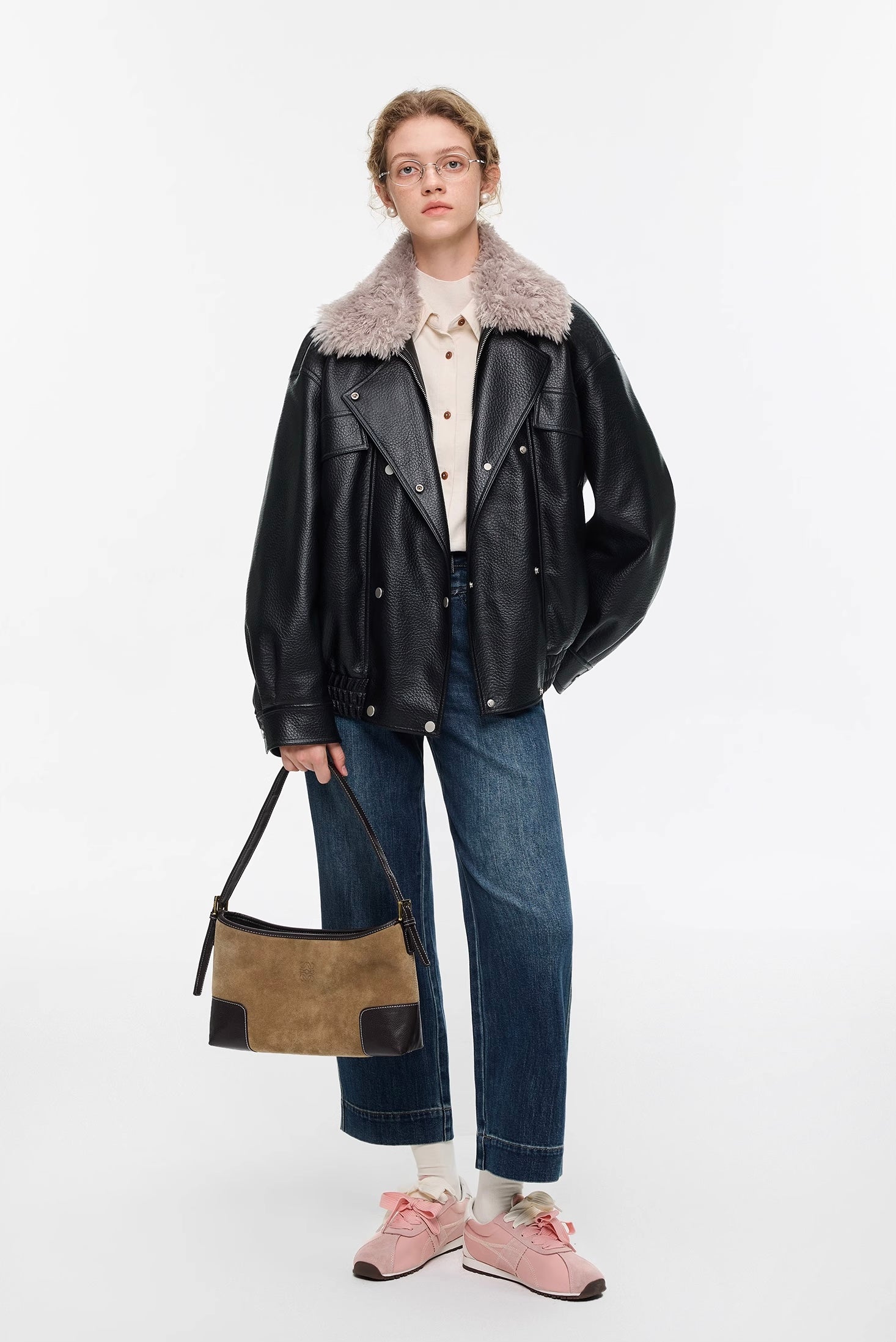 フェイクファーカラーレザージャケット
C3305