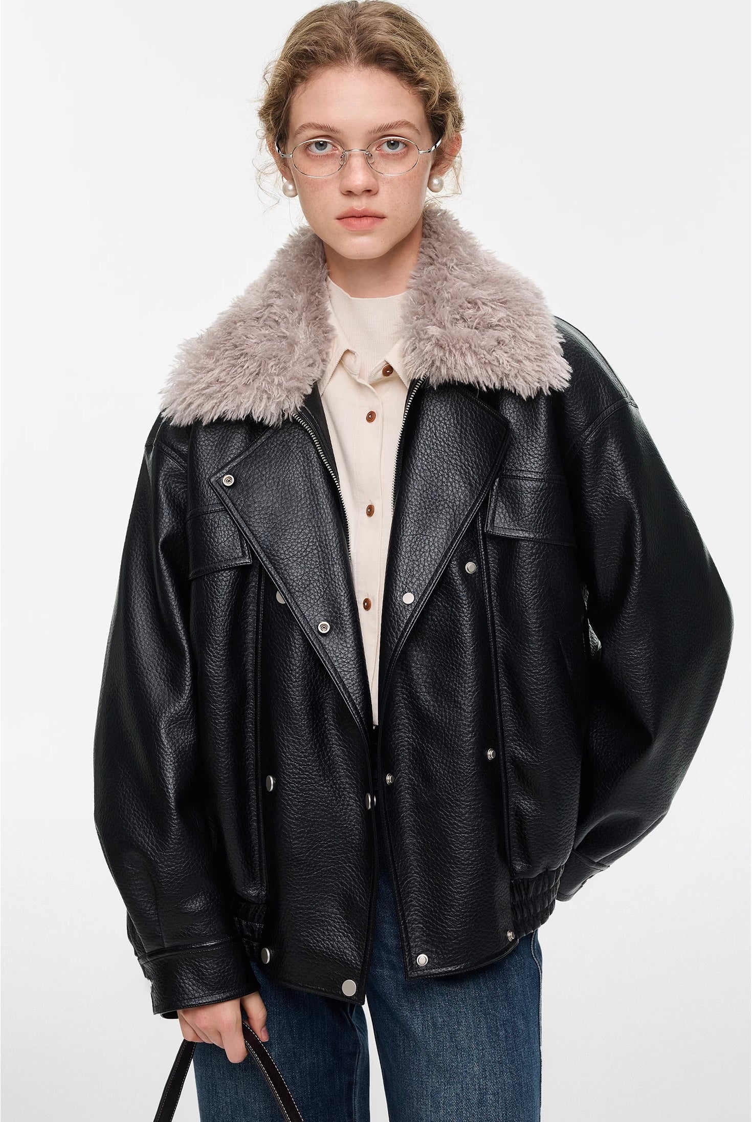 フェイクファーカラーレザージャケット
C3305