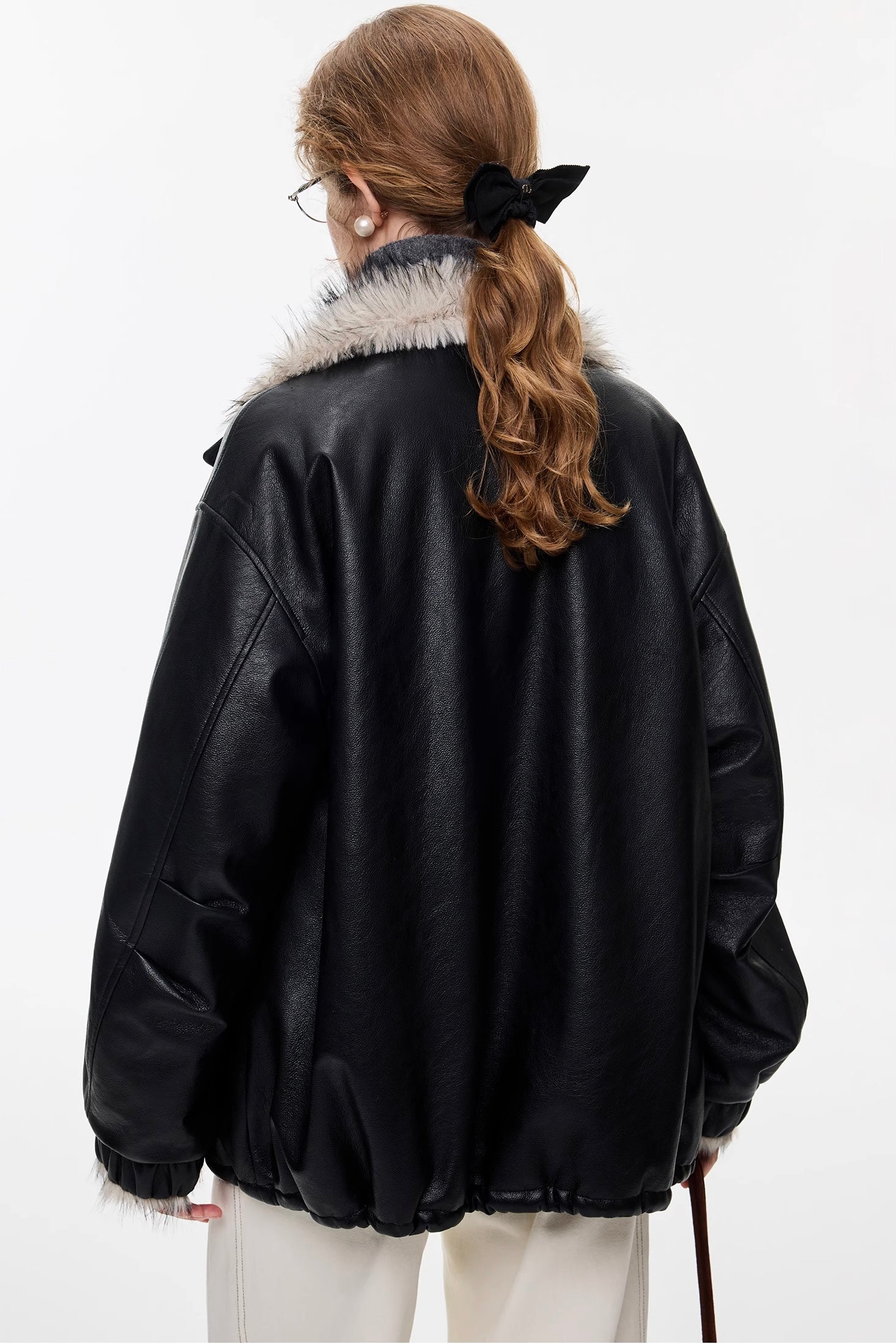 グラデーションファーフェイクレザージャケット
C3338