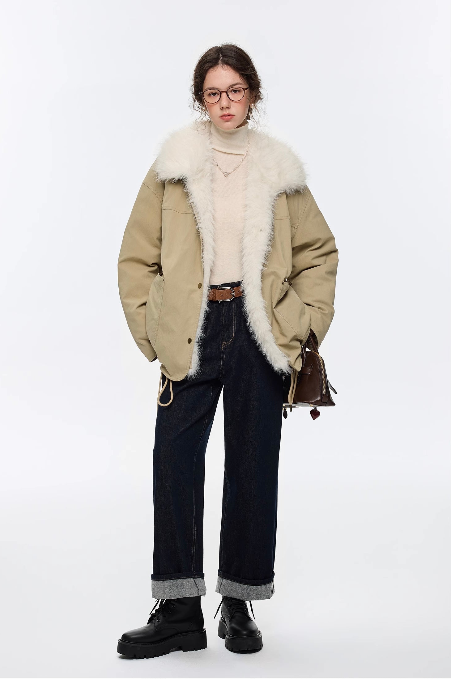 フェイクファーライニングコクーンジャケット
C3344