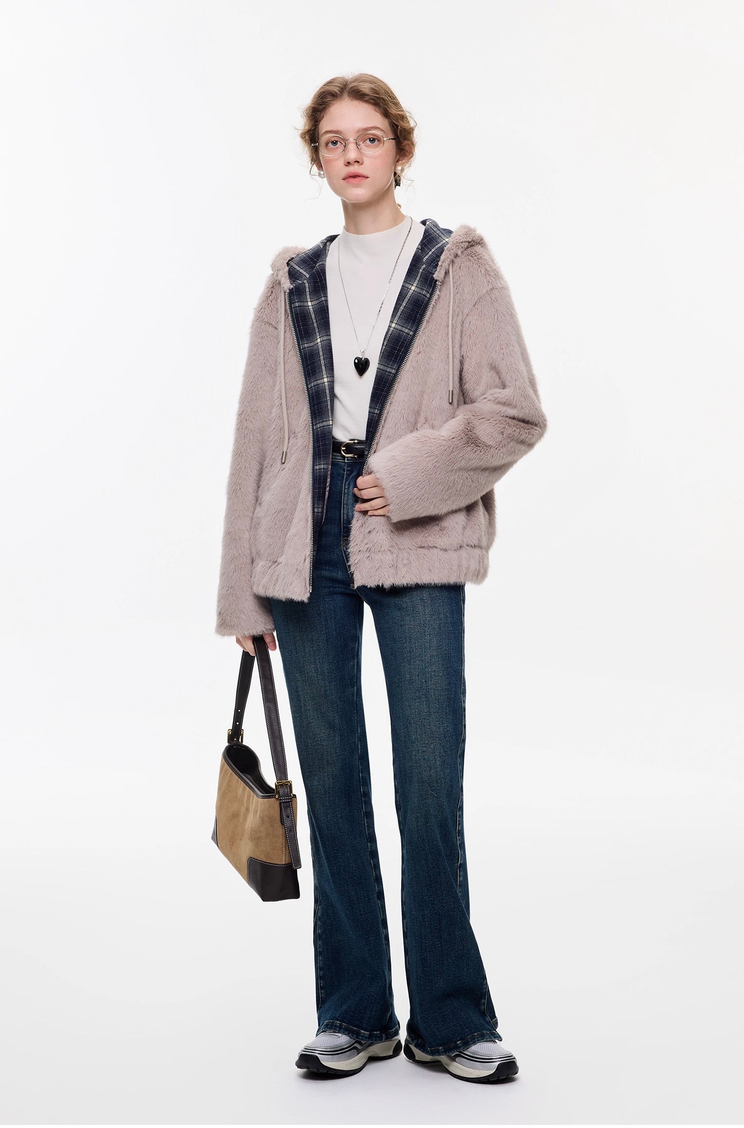 ミンクタッチフーデッドショートコート
C3345