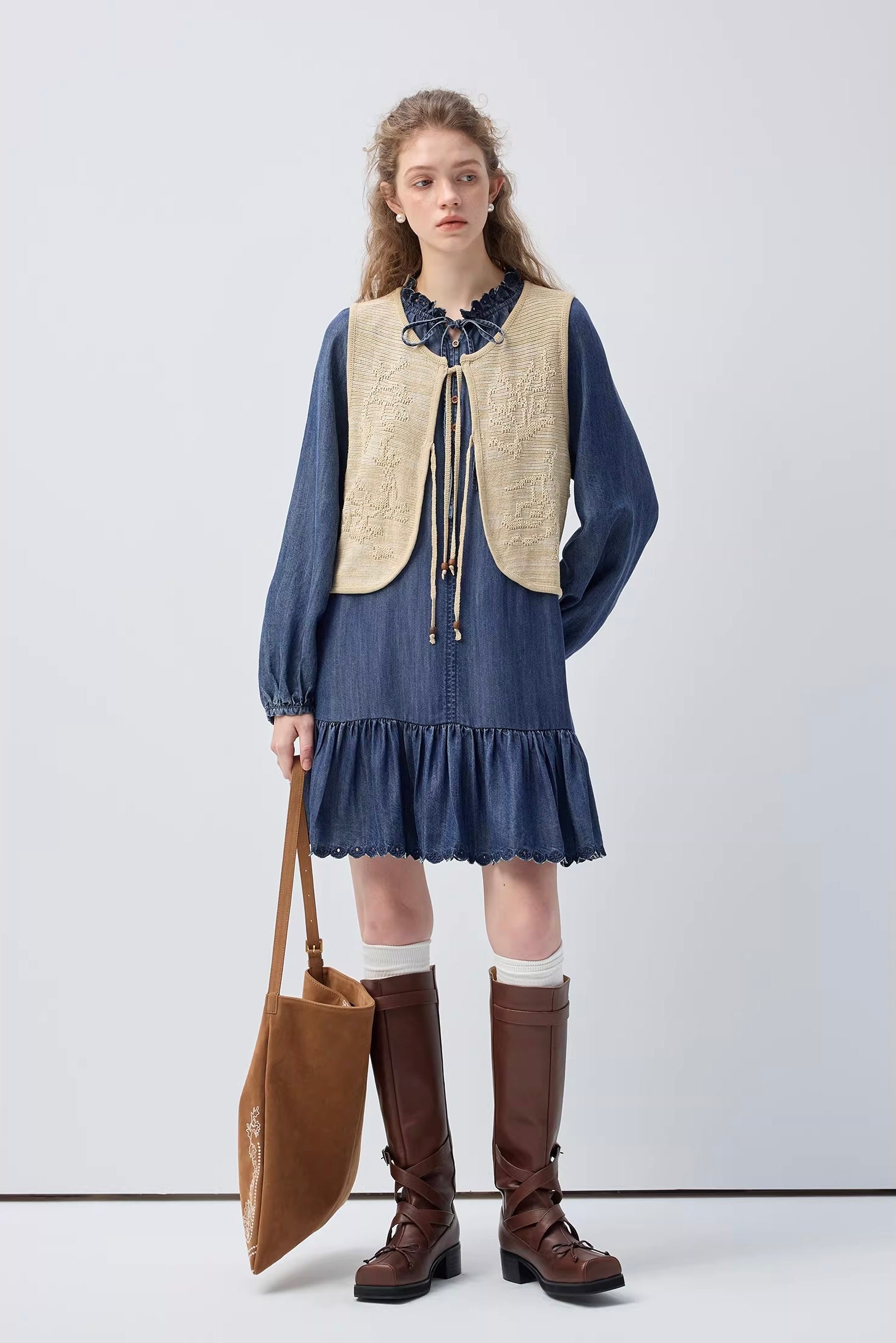 リヨセルデニム/フリルレイヤードワンピース
C3392