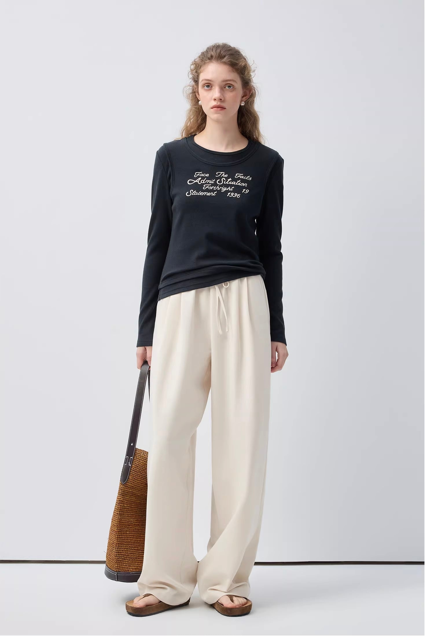 ドローストリングイージードレープパンツ
C3399