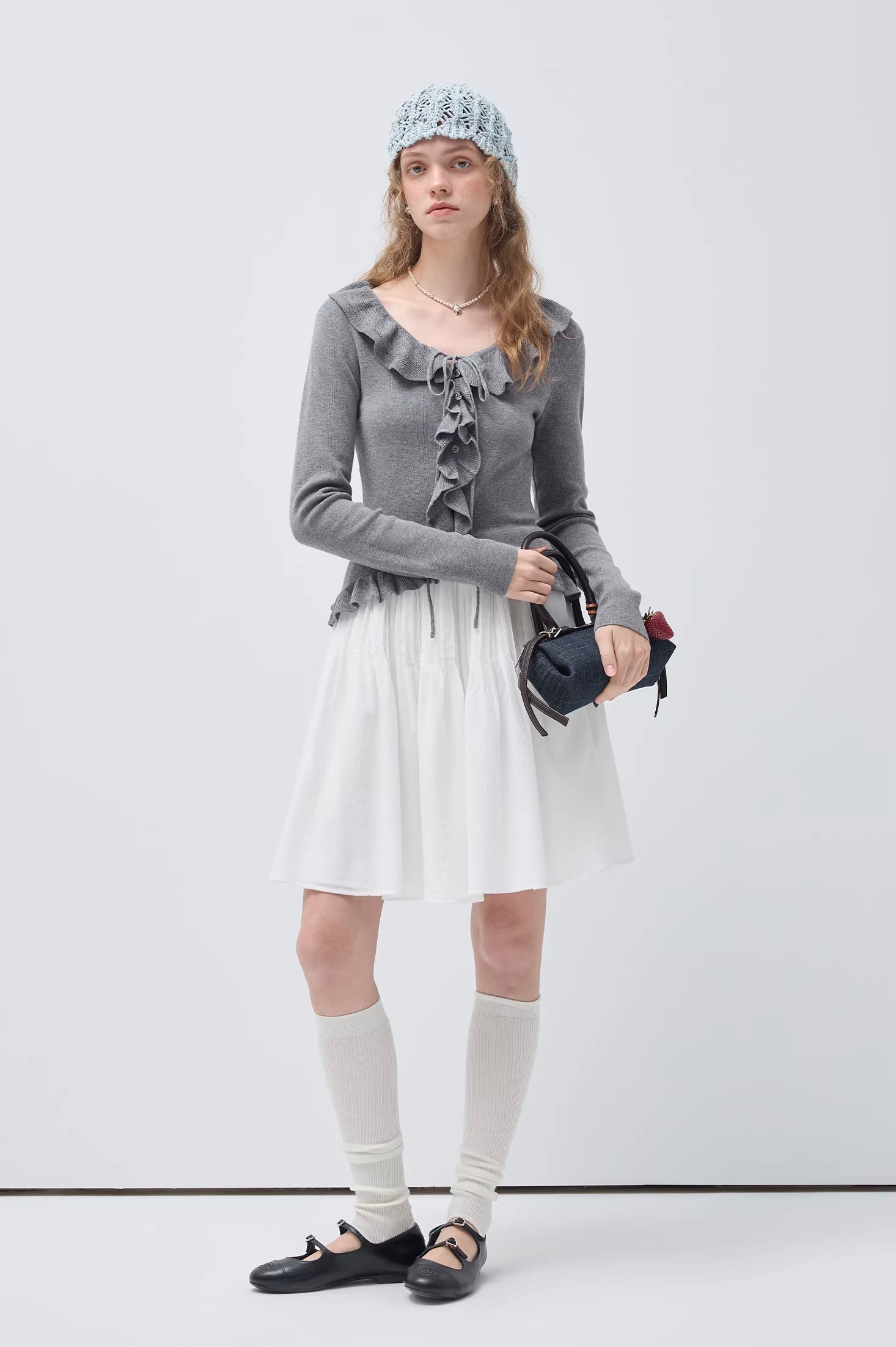 フレンチガーリーウールフリルニット
C3412